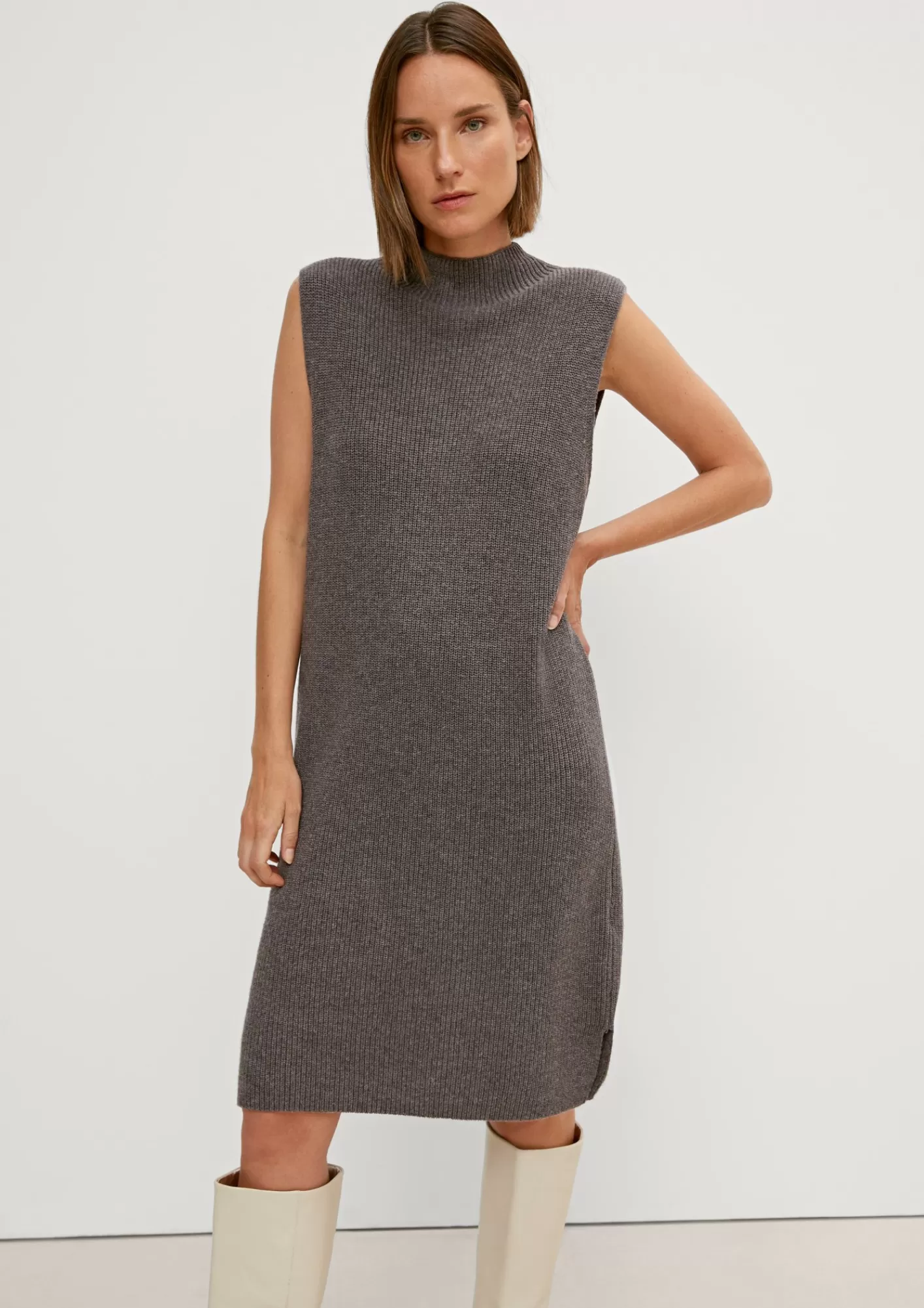 Online Comma Armelloses Strickkleid
