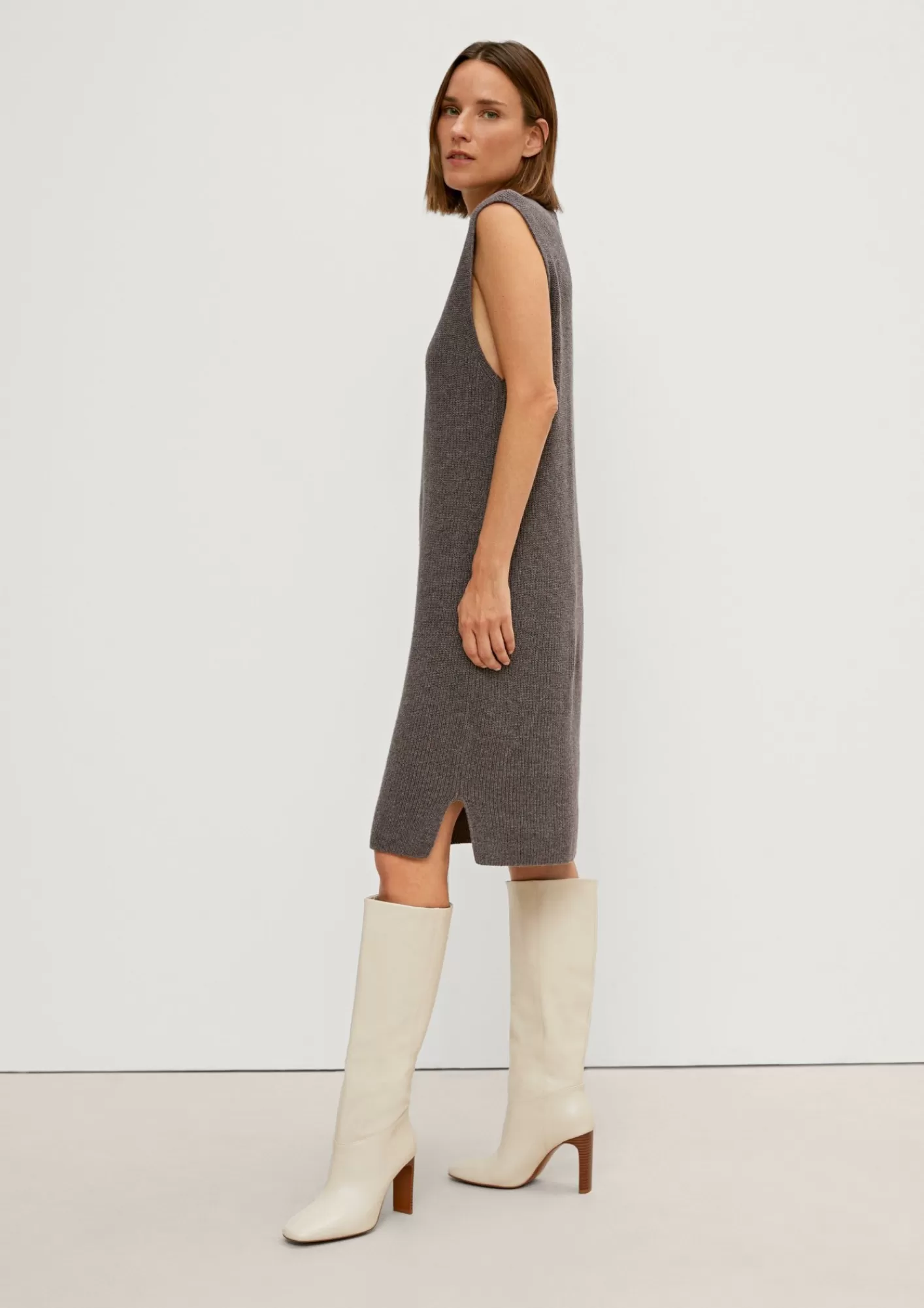 Online Comma Armelloses Strickkleid