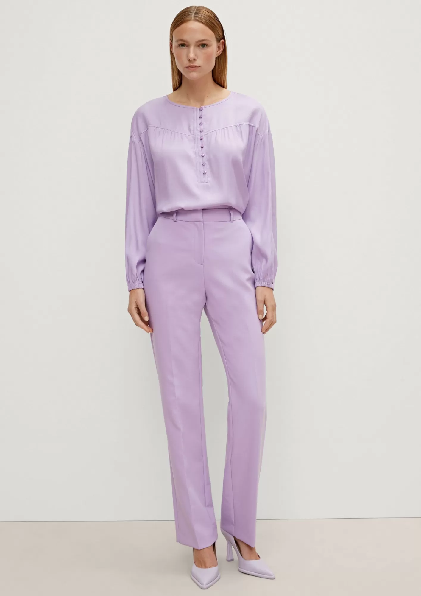 Cheap Comma Bluse Mit Henleyausschnitt