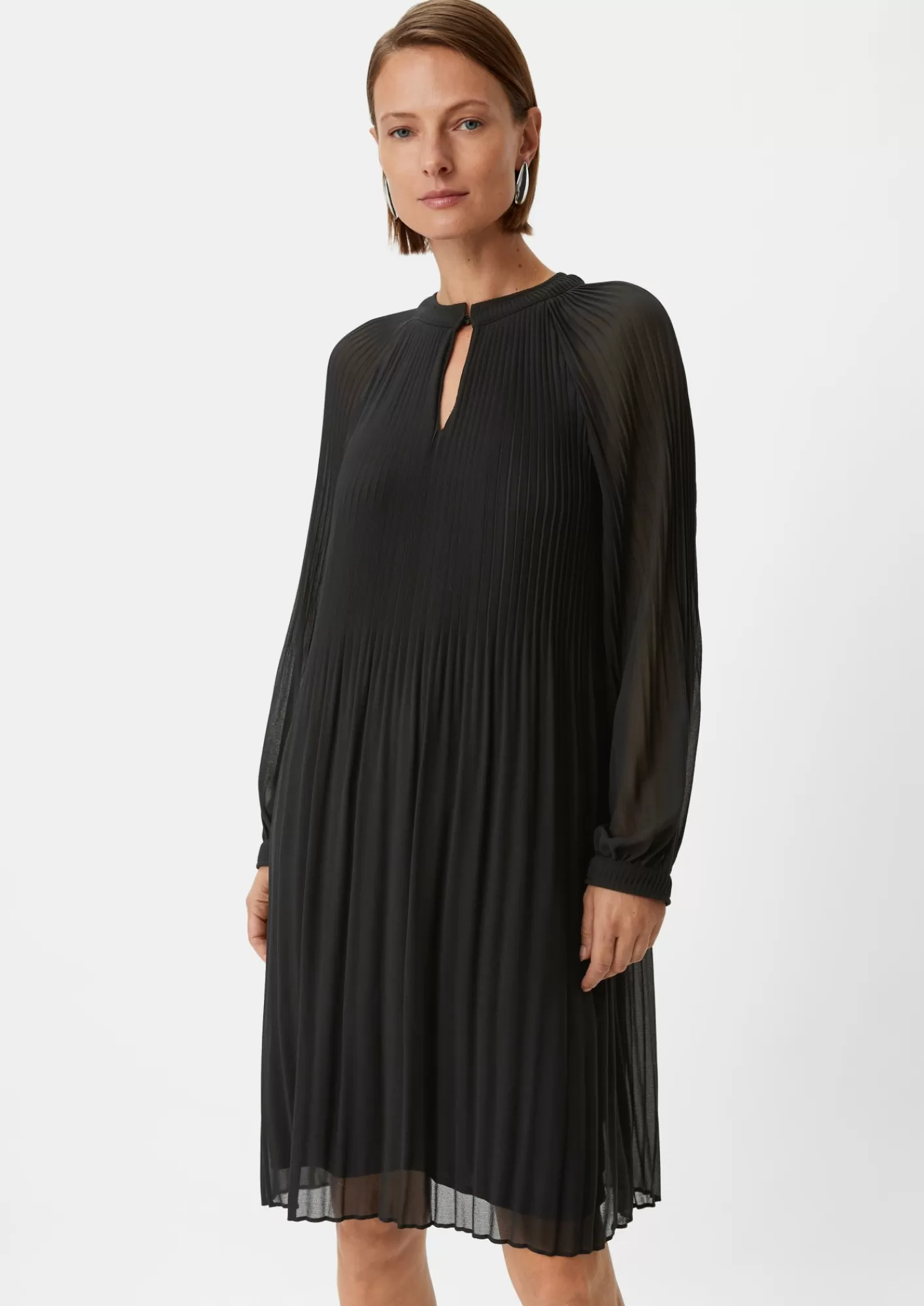 Shop Comma Chiffon-Kleid Mit Plisseefalten