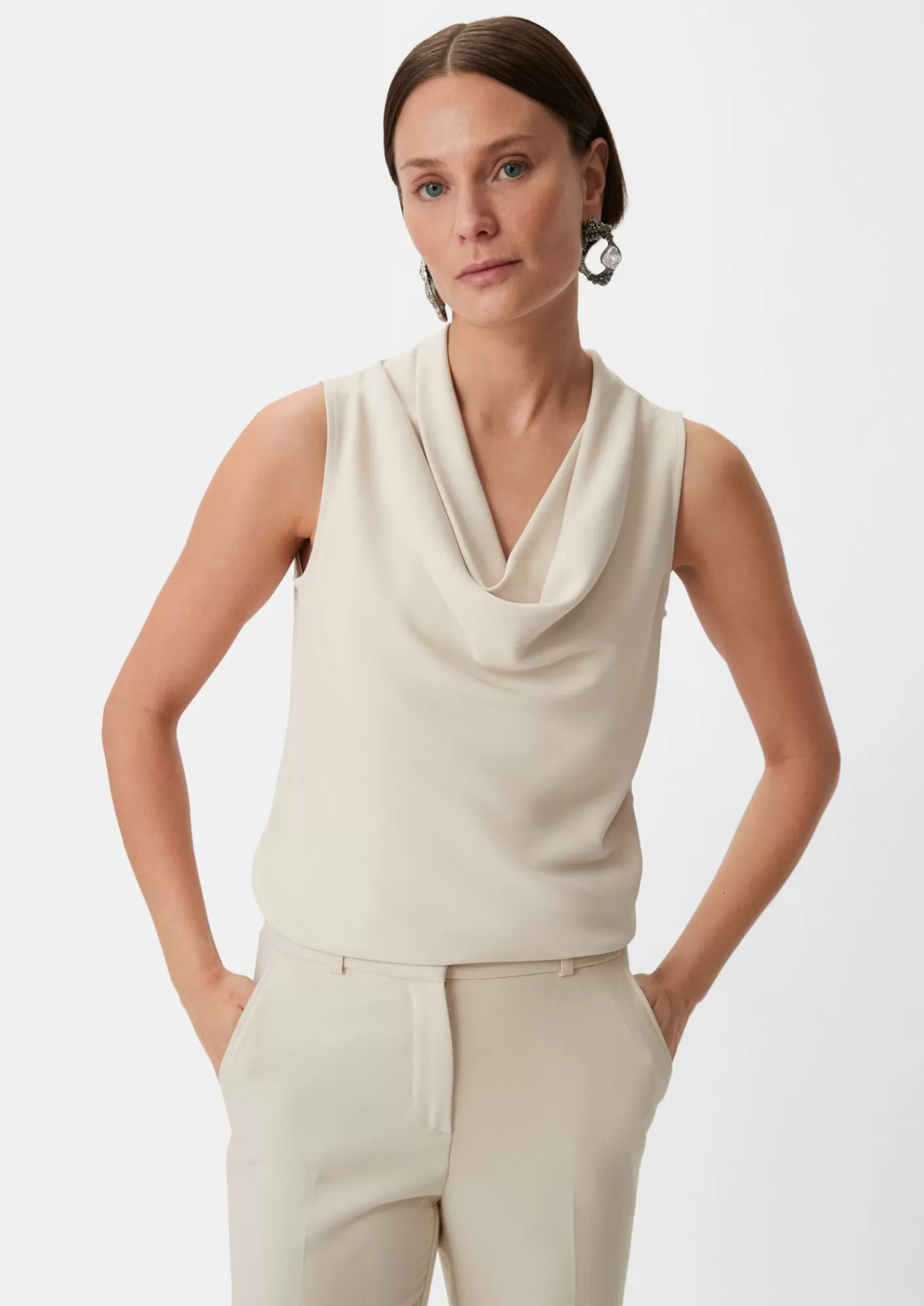 Cheap Comma Crepeshirt Mit Wasserfall-Ausschnitt