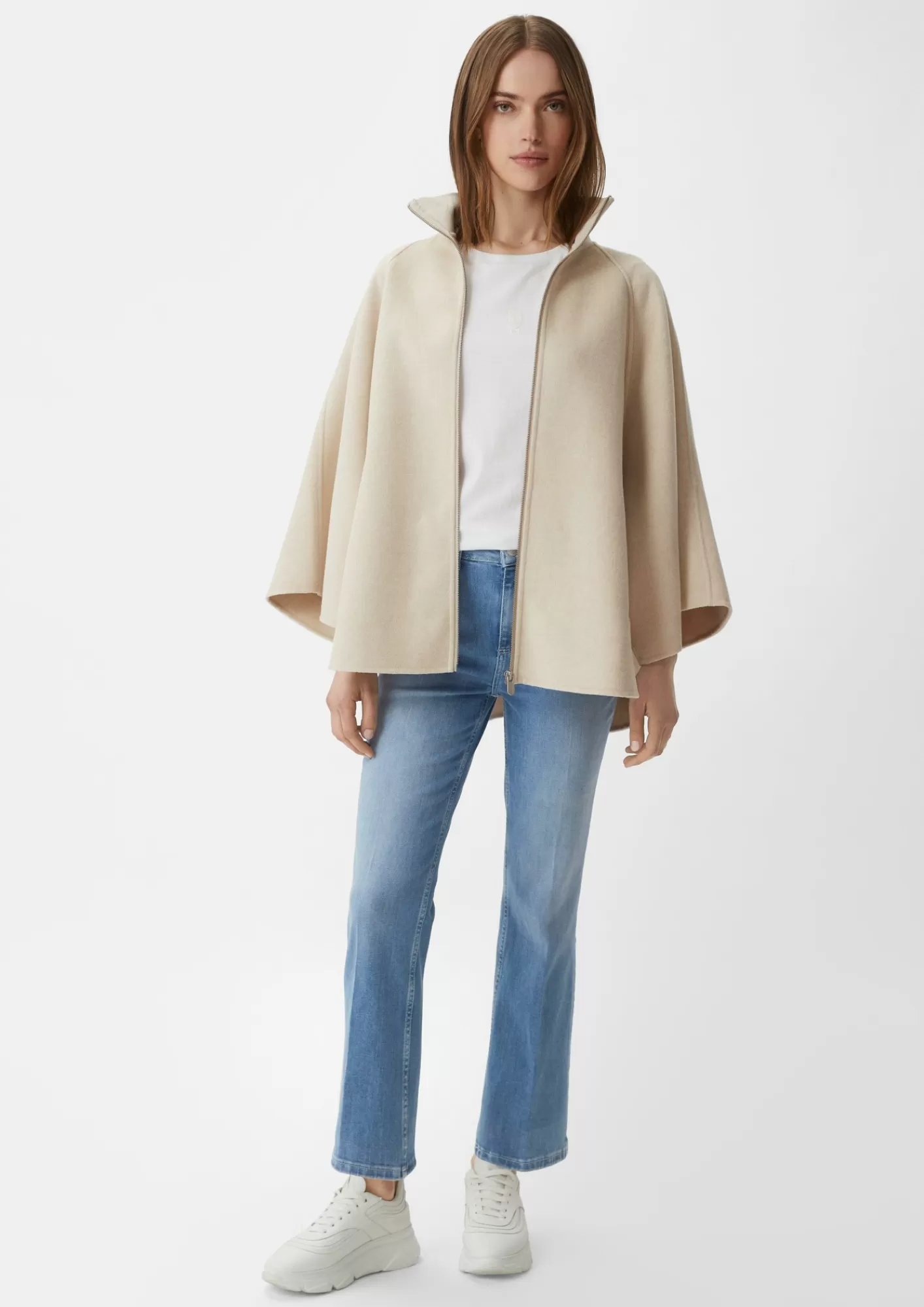 Clearance Comma Cropped Jeans / Regular Fit / Mid Rise / Flared Leg
