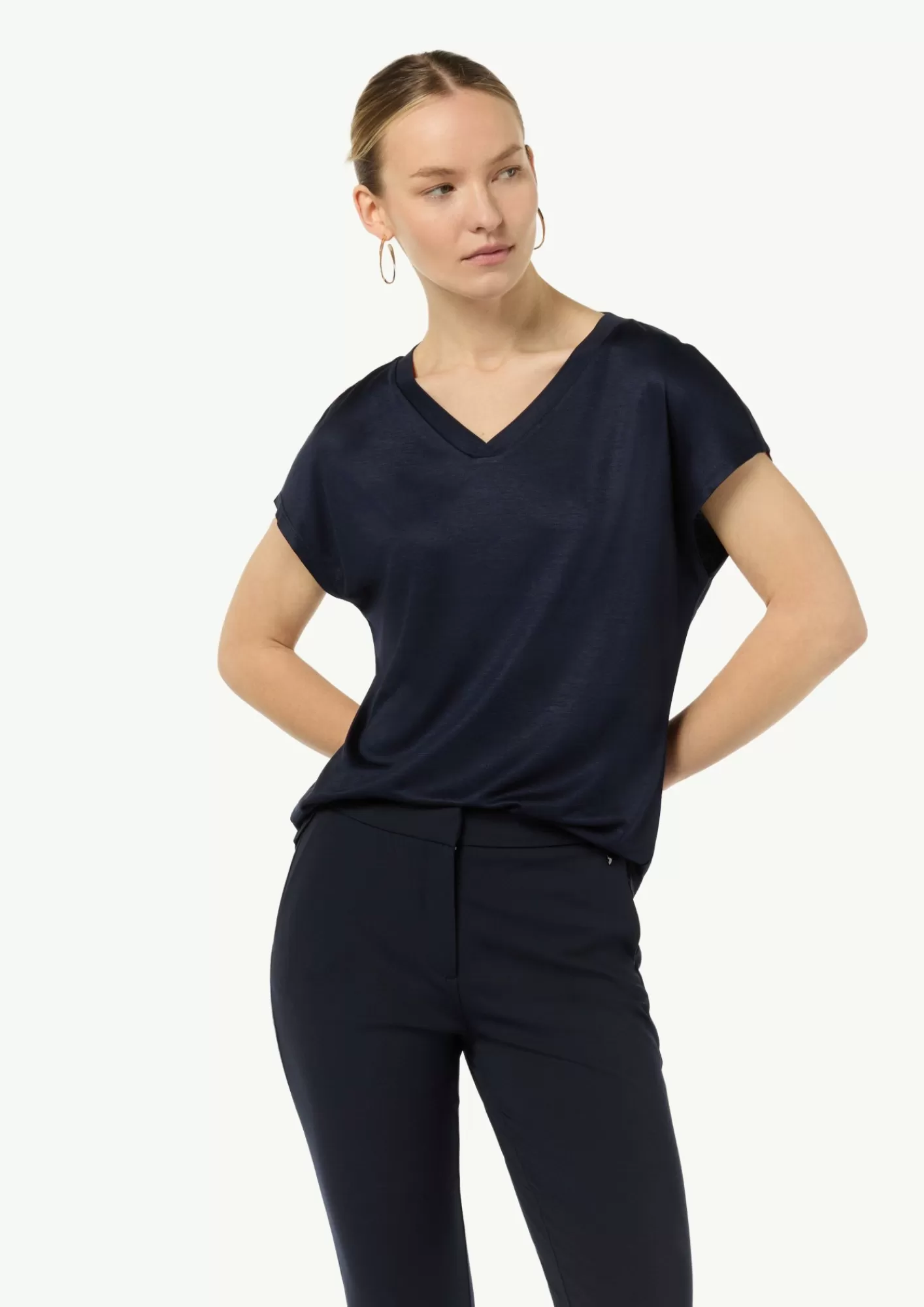 Online Comma Fliesendes Viskose-T-Shirt In Seidenoptik