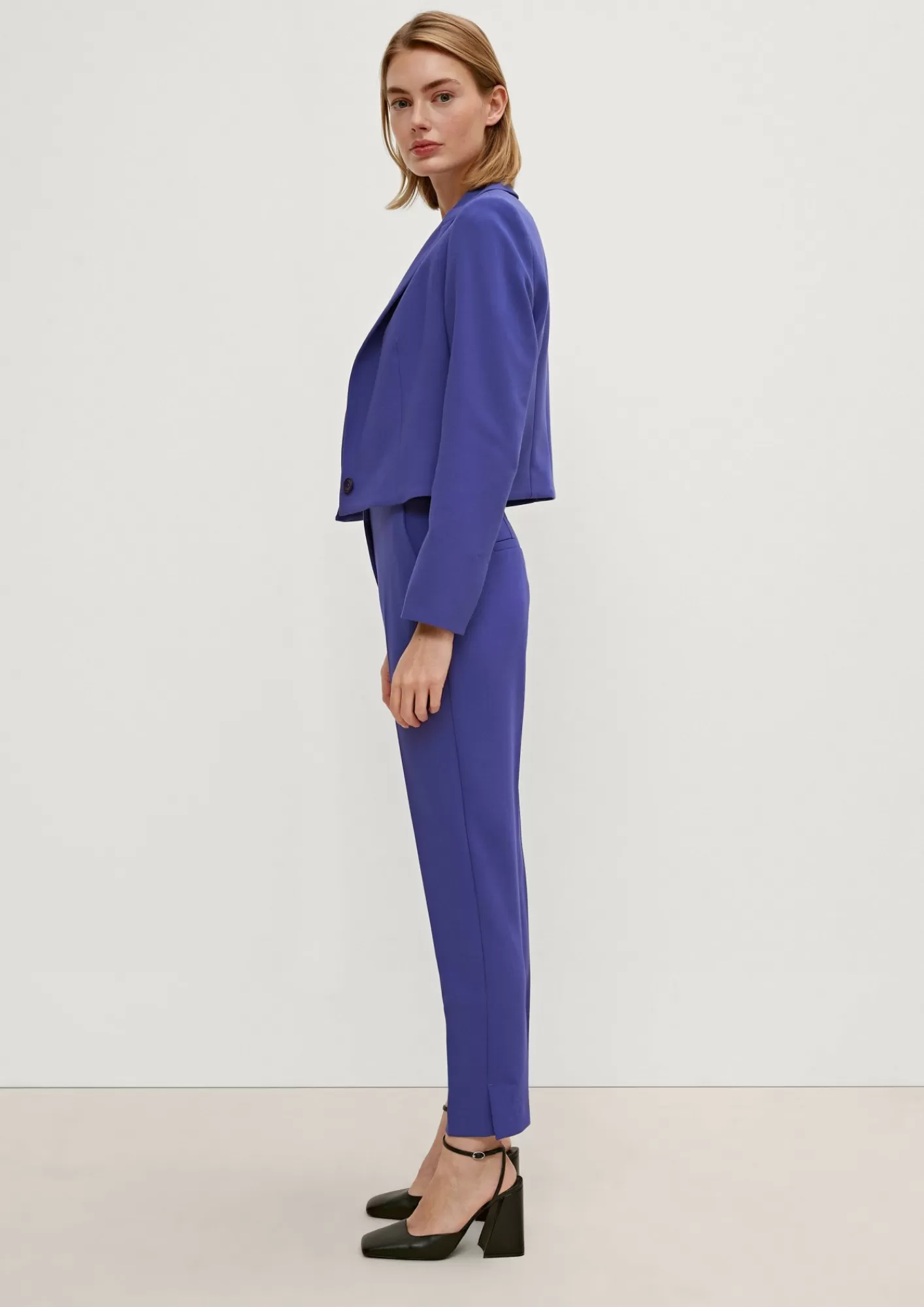 Best Sale Comma Indoor-Blazer Im Cropped Fit