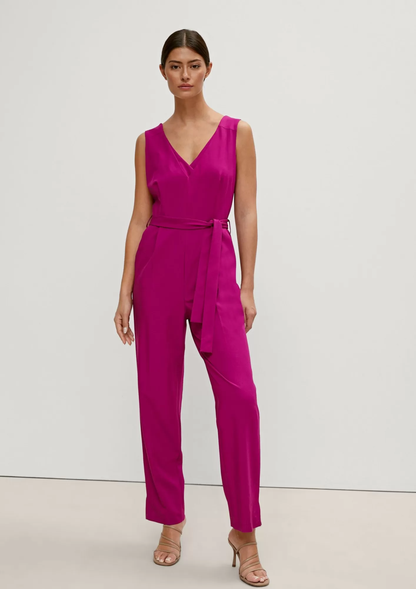 Flash Sale Comma Jumpsuit Mit V-Ausschnitt