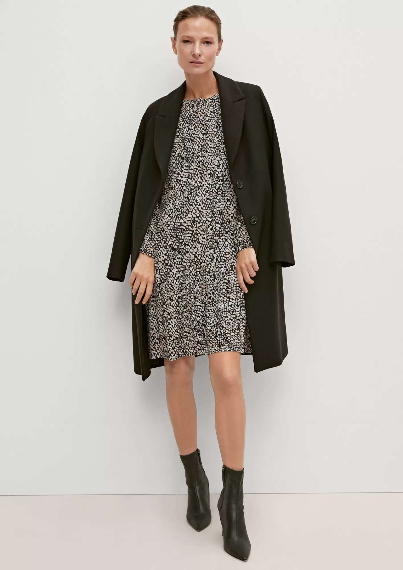 Store Comma Kleid Aus Reiner Viskose