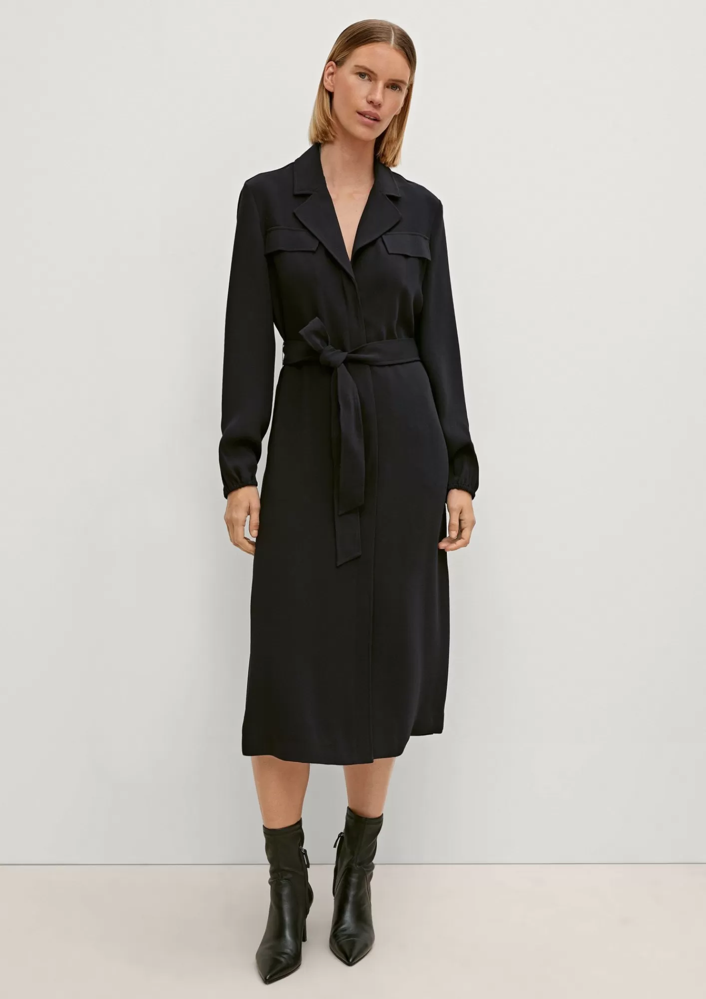 Outlet Comma Kleid Mit Bindegurtel
