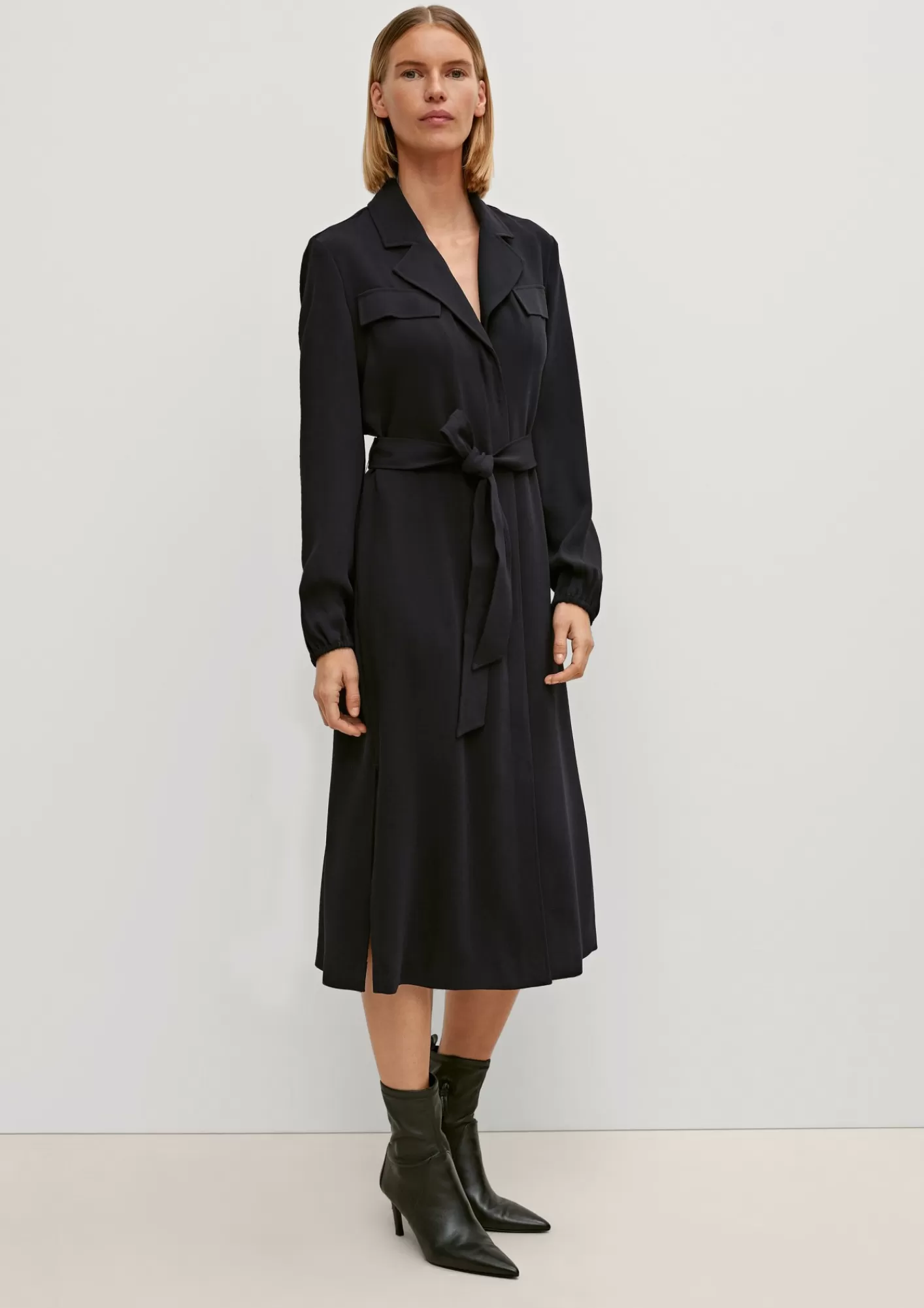 Outlet Comma Kleid Mit Bindegurtel