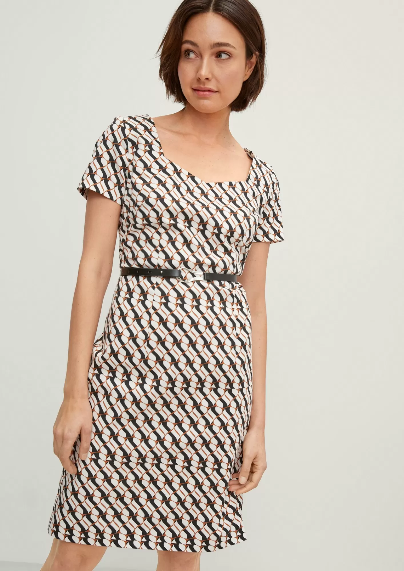 Cheap Comma Kleid Mit Carree-Ausschnitt