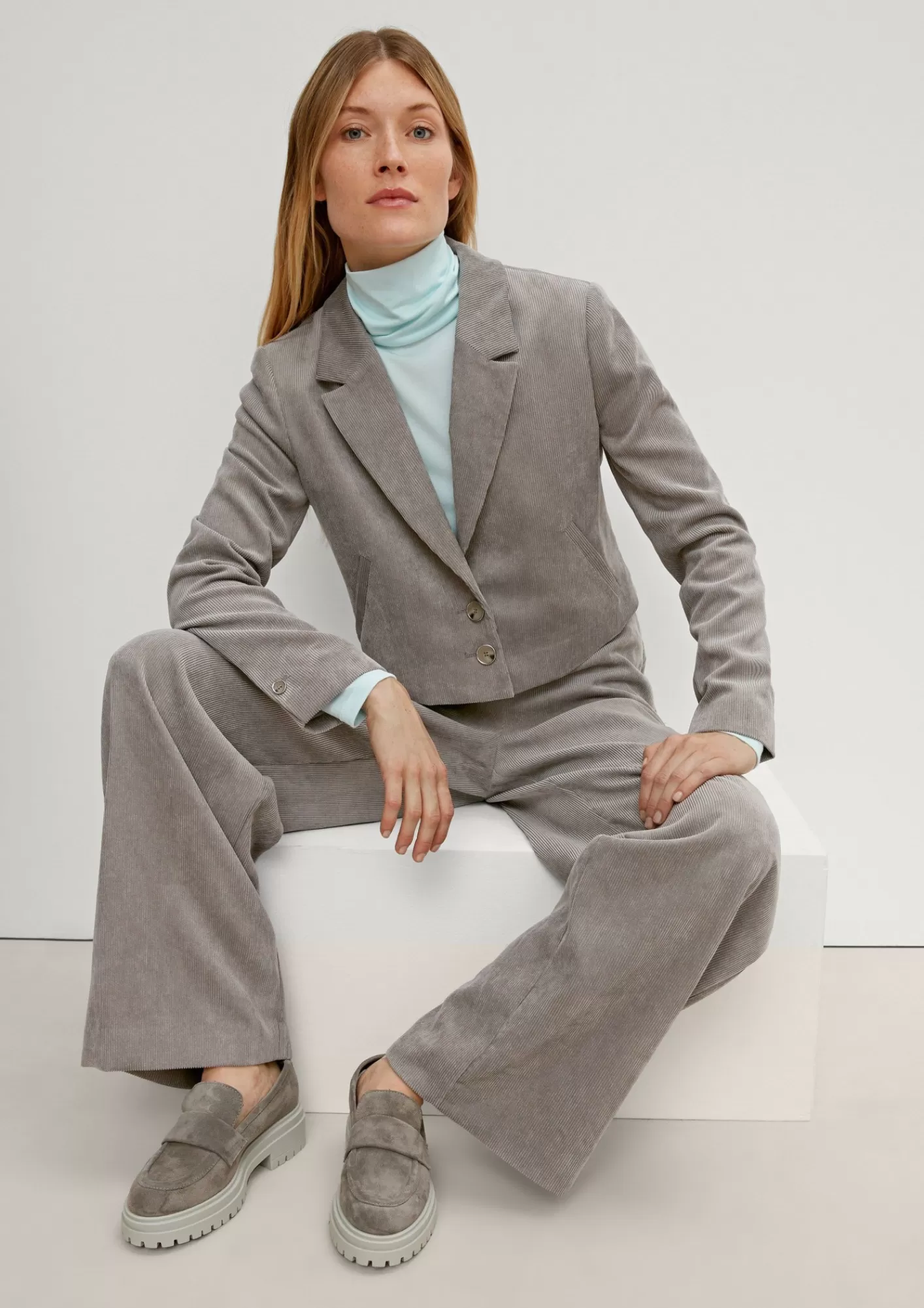 Hot Comma Kurzblazer Aus Weichem Cord