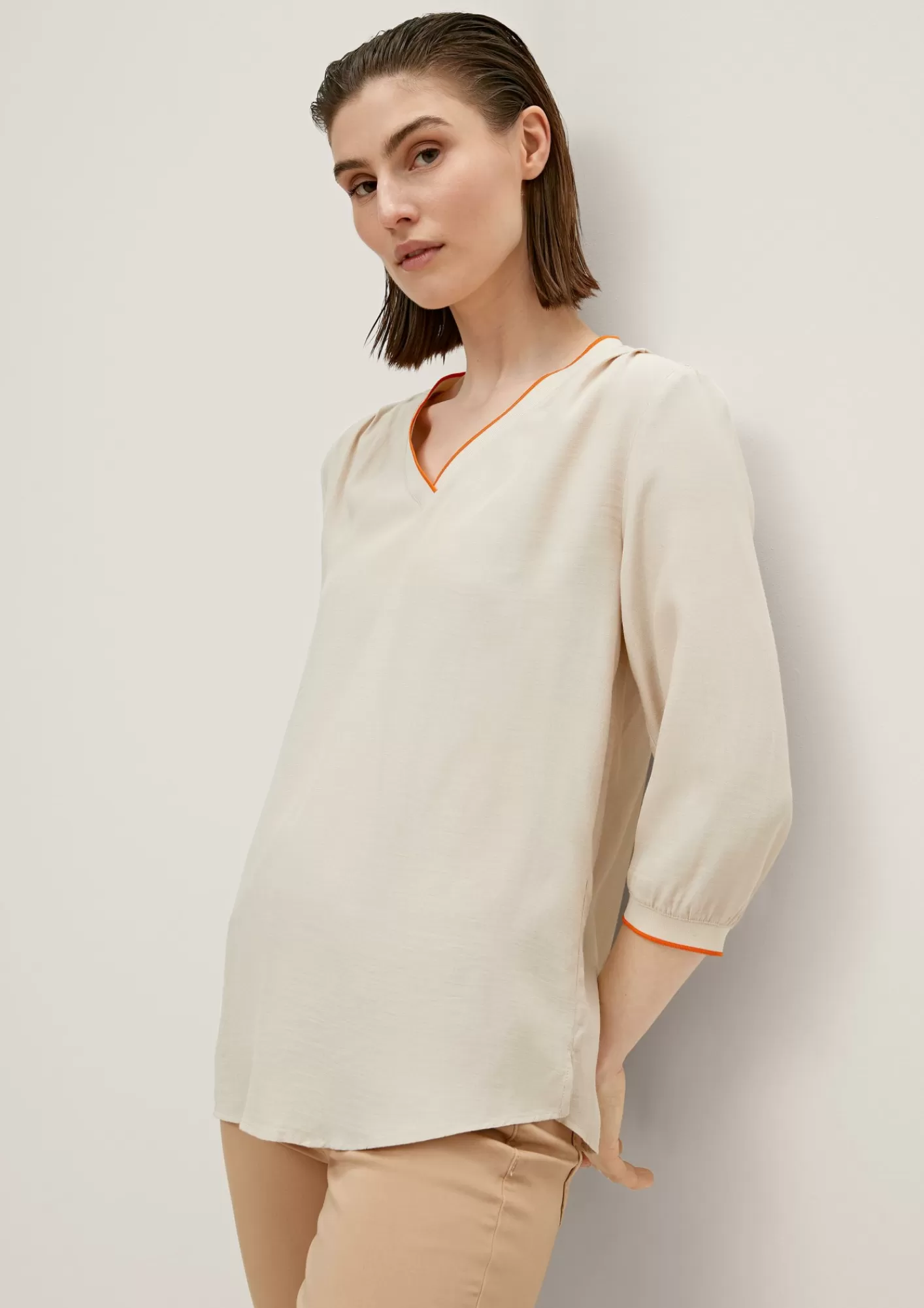 Outlet Comma Leichte Bluse Mit V-Neck