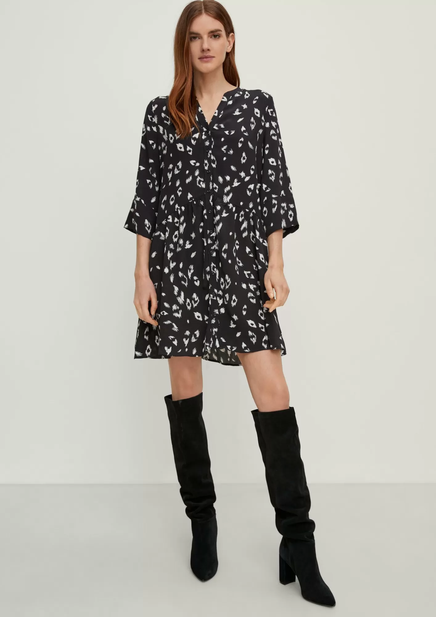 Clearance Comma Lockeres Viskosekleid