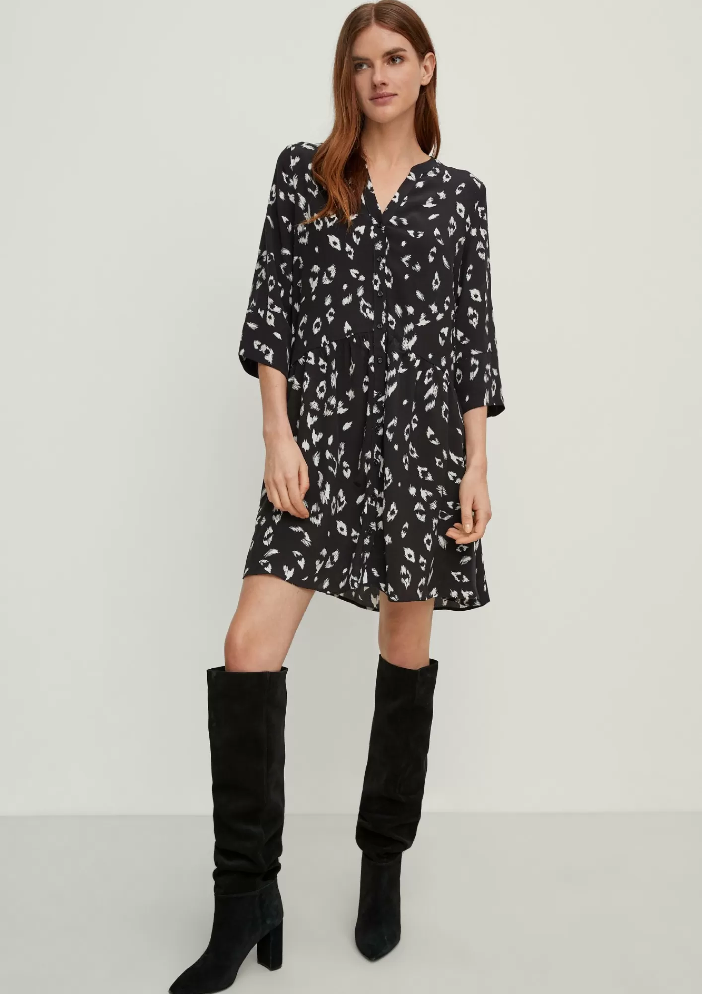 Clearance Comma Lockeres Viskosekleid