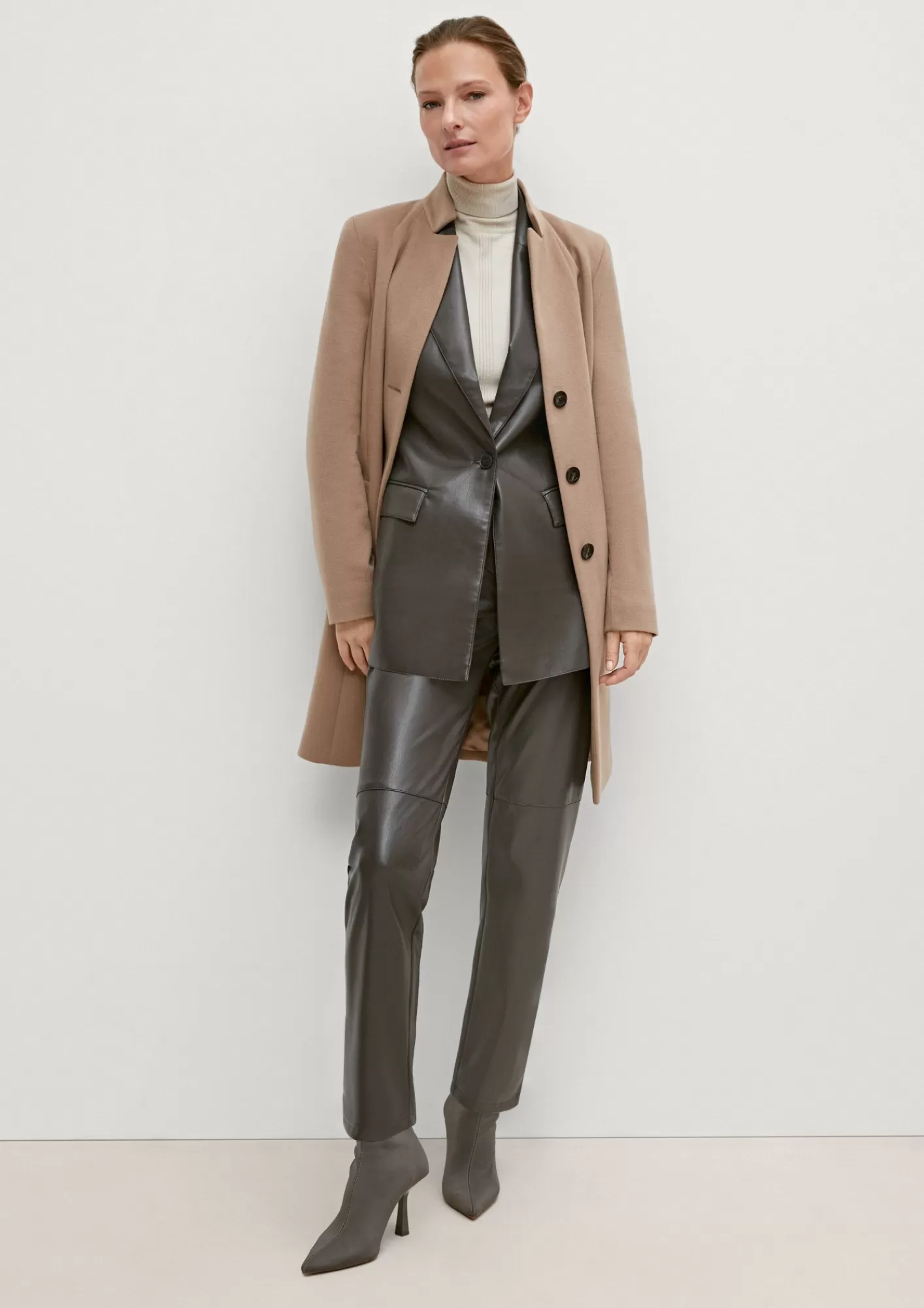 New Comma Long-Blazer Aus Lederimitat