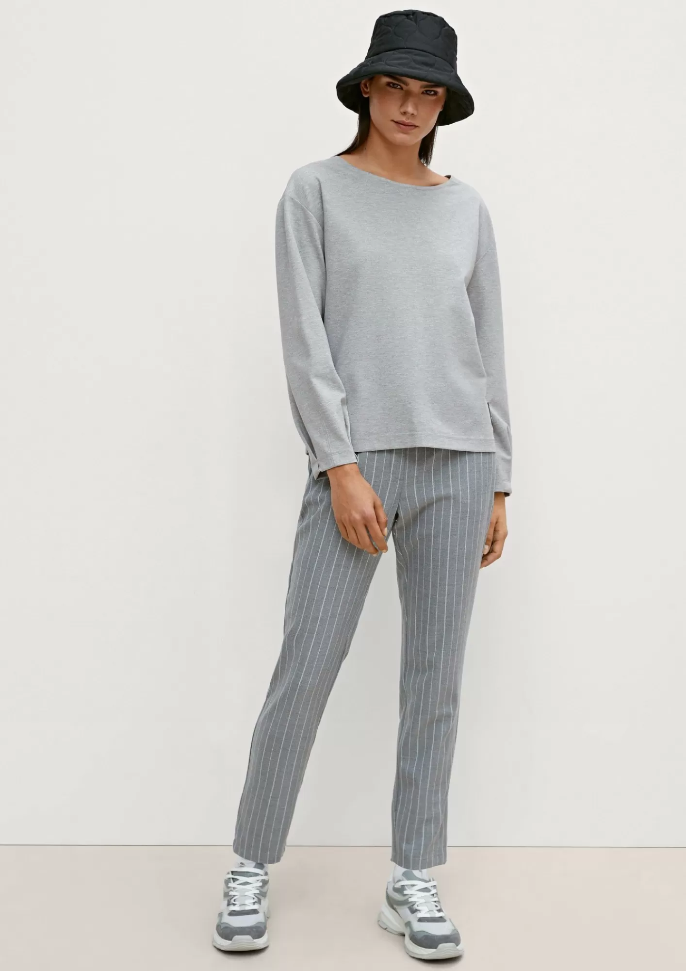Discount Comma Longsleeve Mit Label-Patch