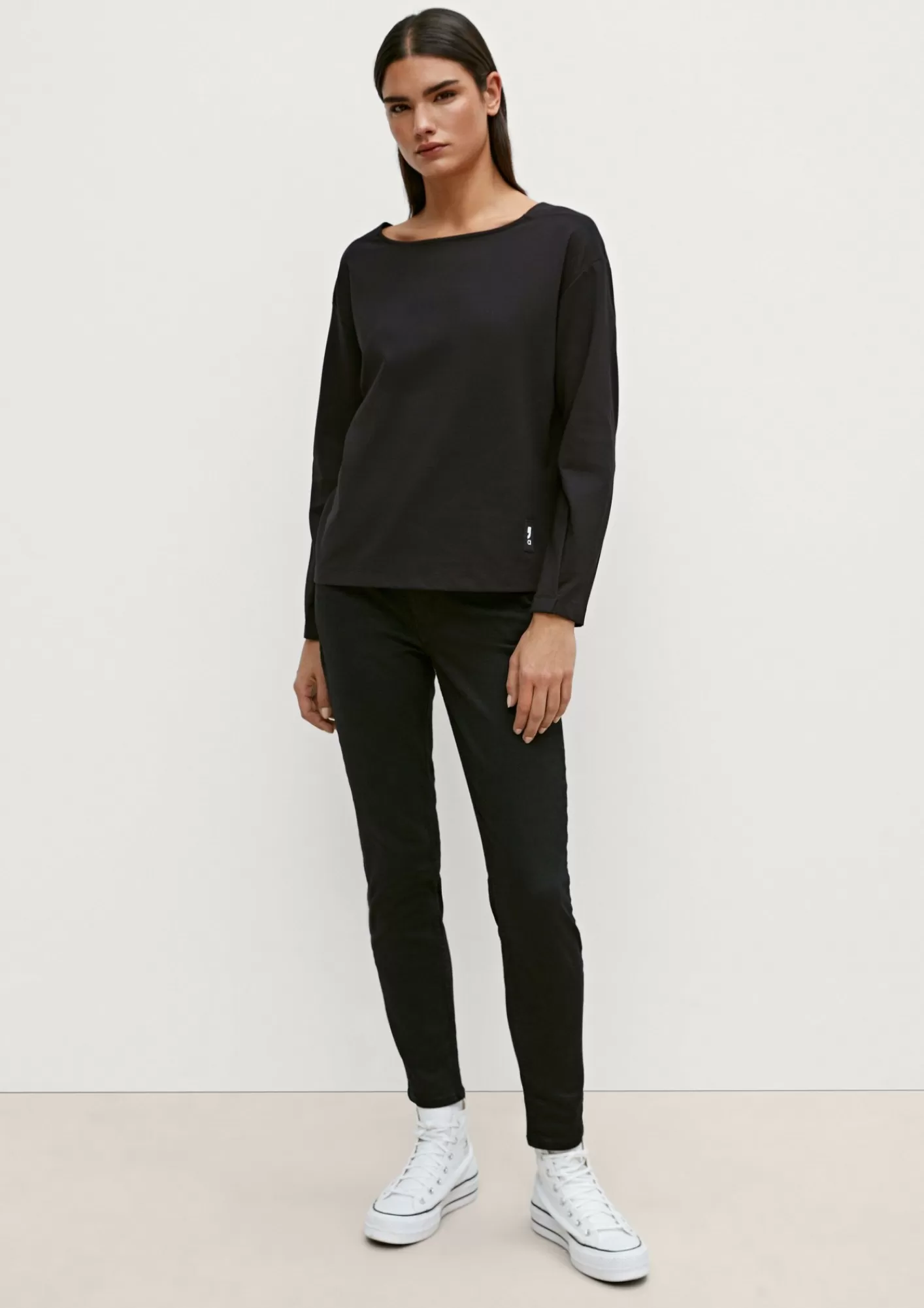 Hot Comma Longsleeve Mit Label-Patch