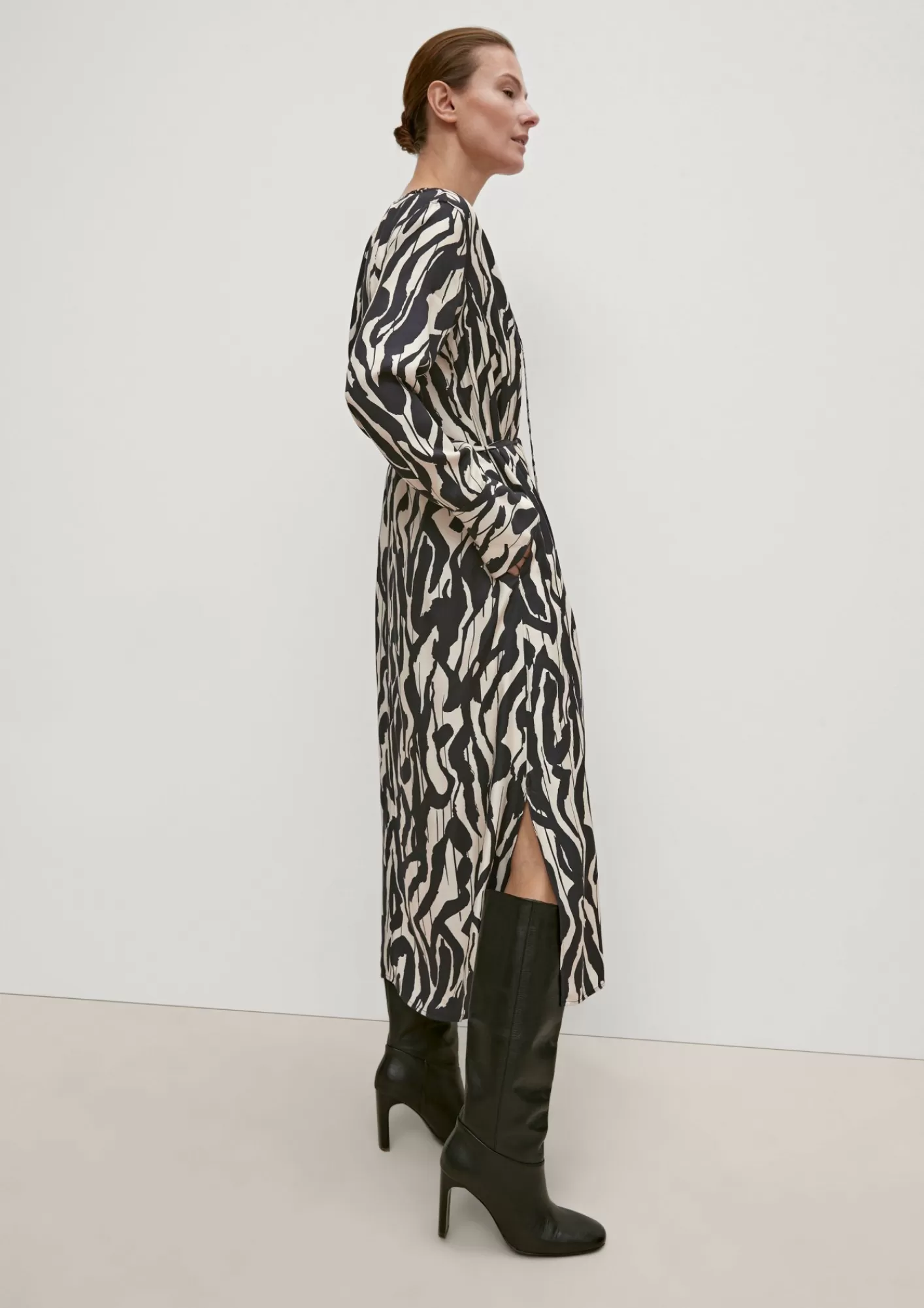 Shop Comma Maxikleid Mit Allover-Print