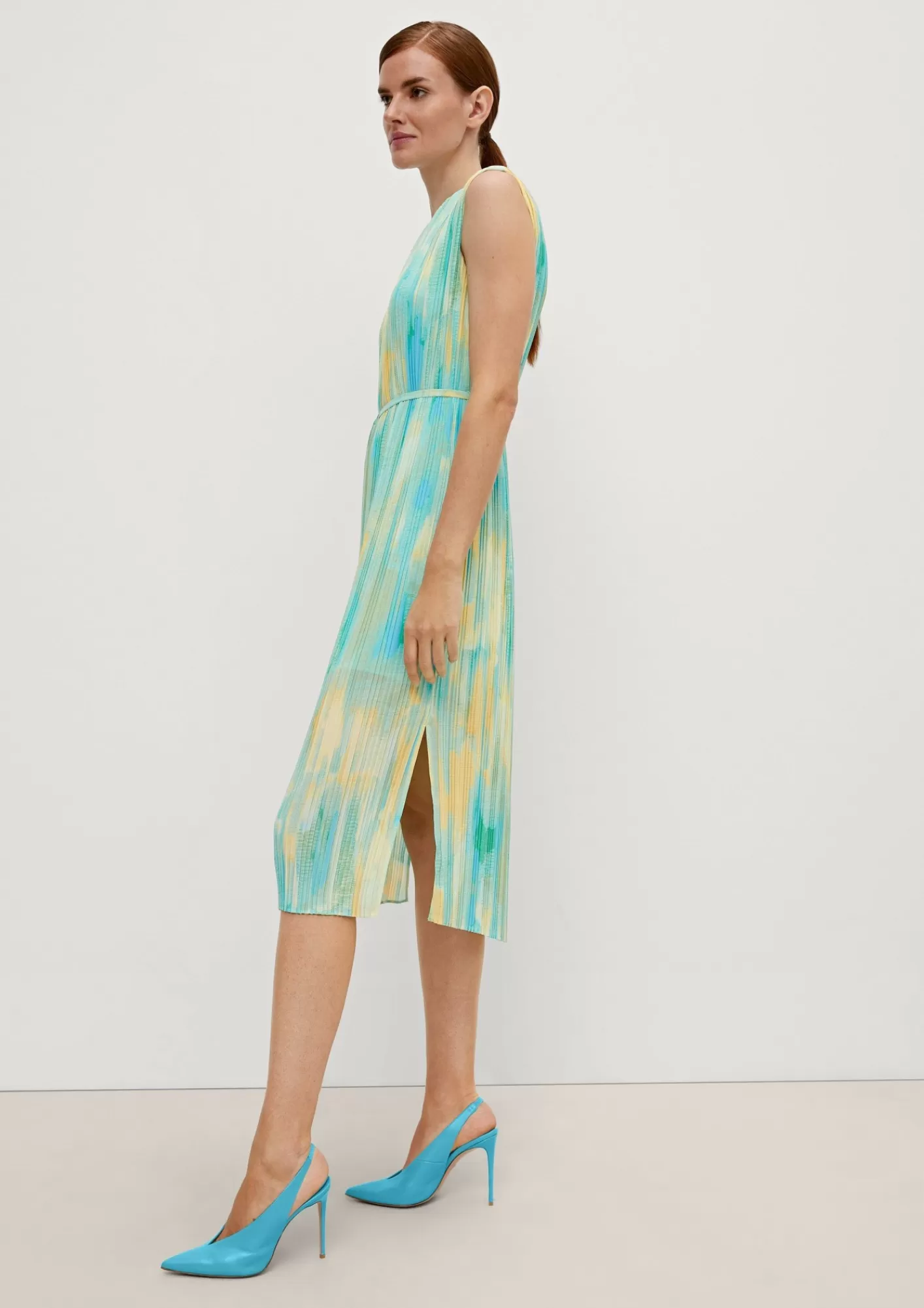 Online Comma Maxi-Kleid Mit Plisseefalten