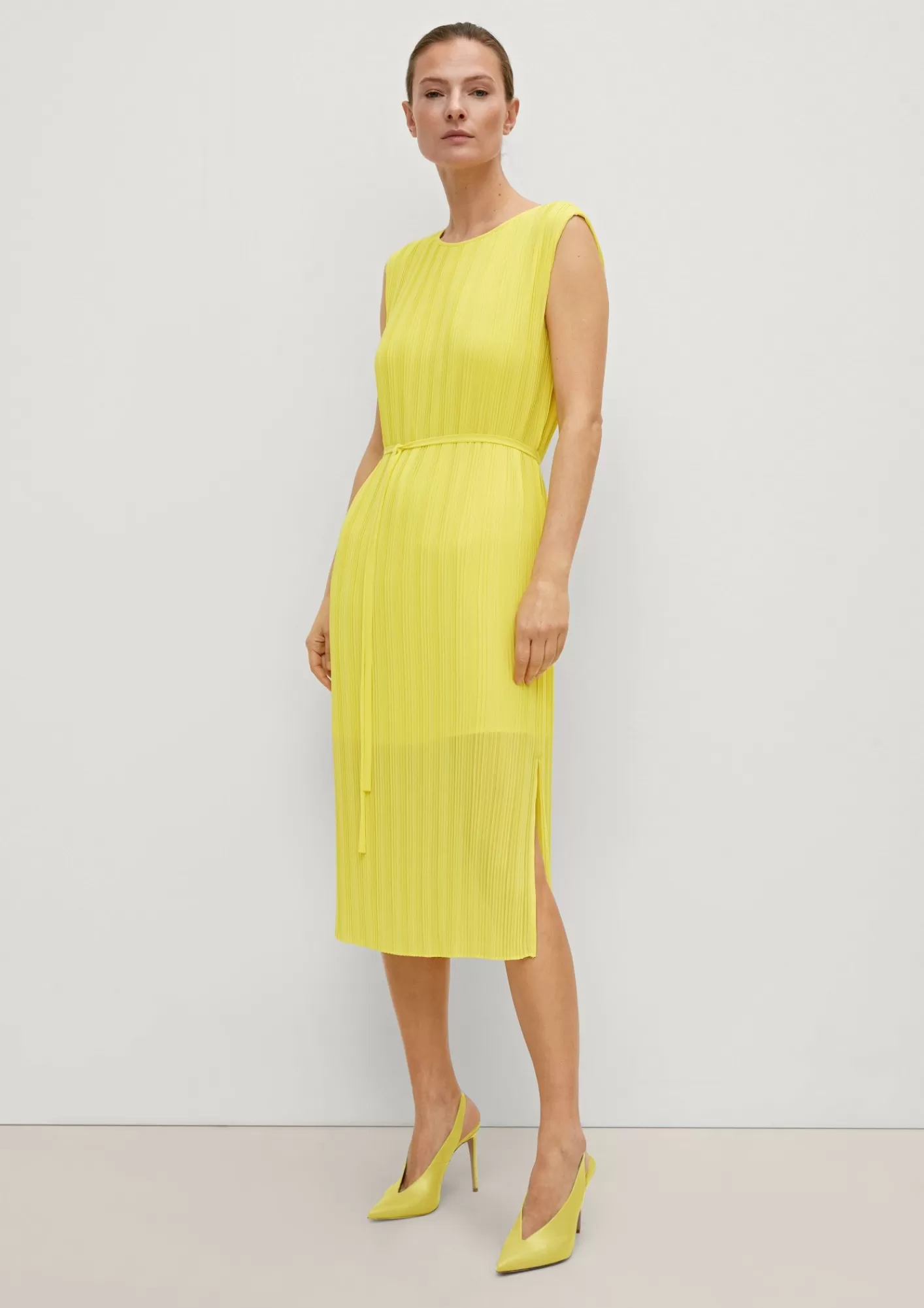 Clearance Comma Maxi-Kleid Mit Plisseefalten