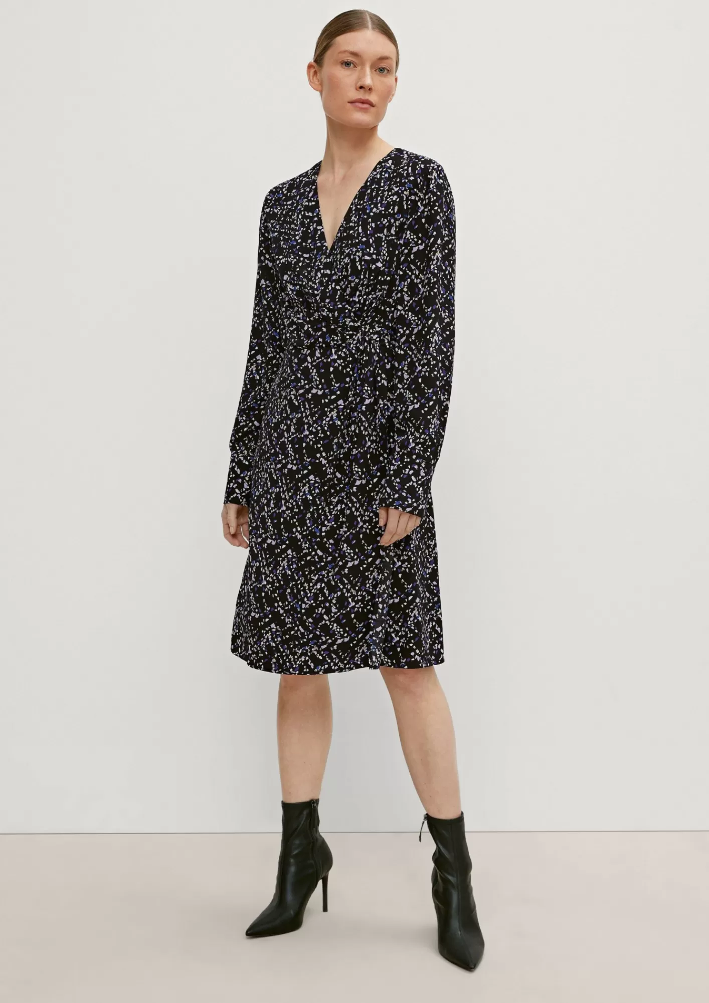 Online Comma Midikleid Mit Allover-Muster