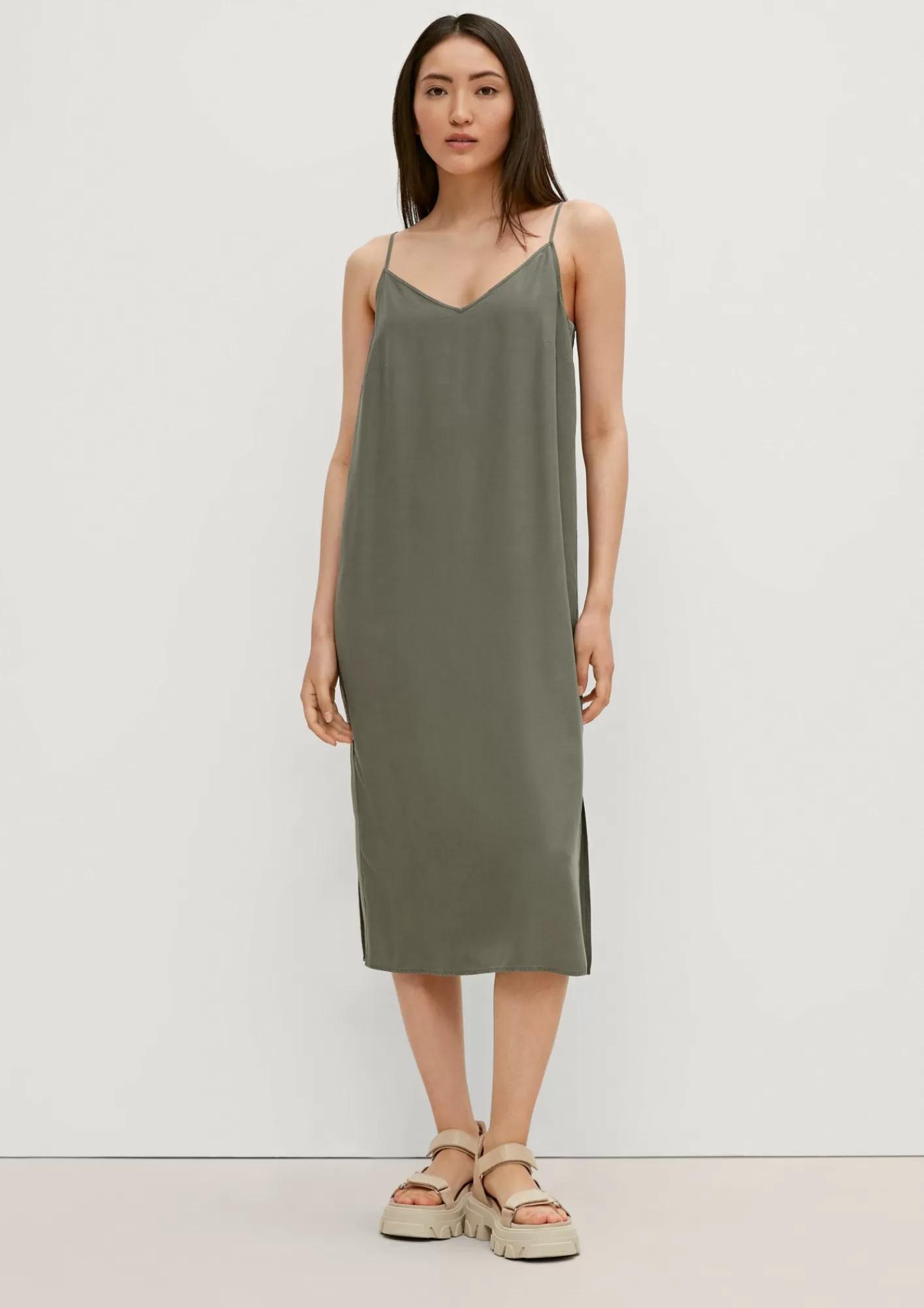 Outlet Comma Midi-Kleid Mit Galonstreifen