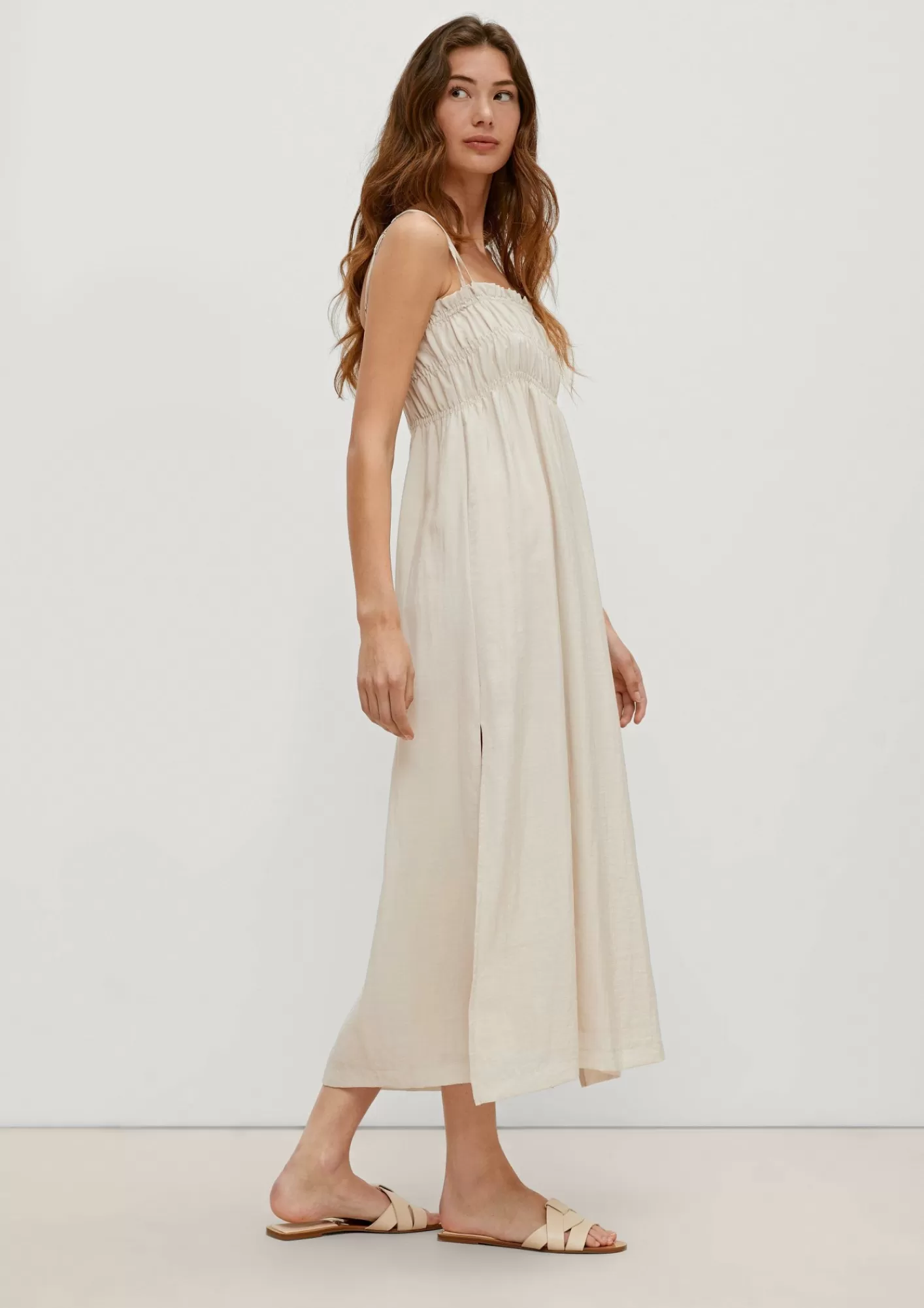 Best Sale Comma Midi-Kleid Mit Ruschendetail