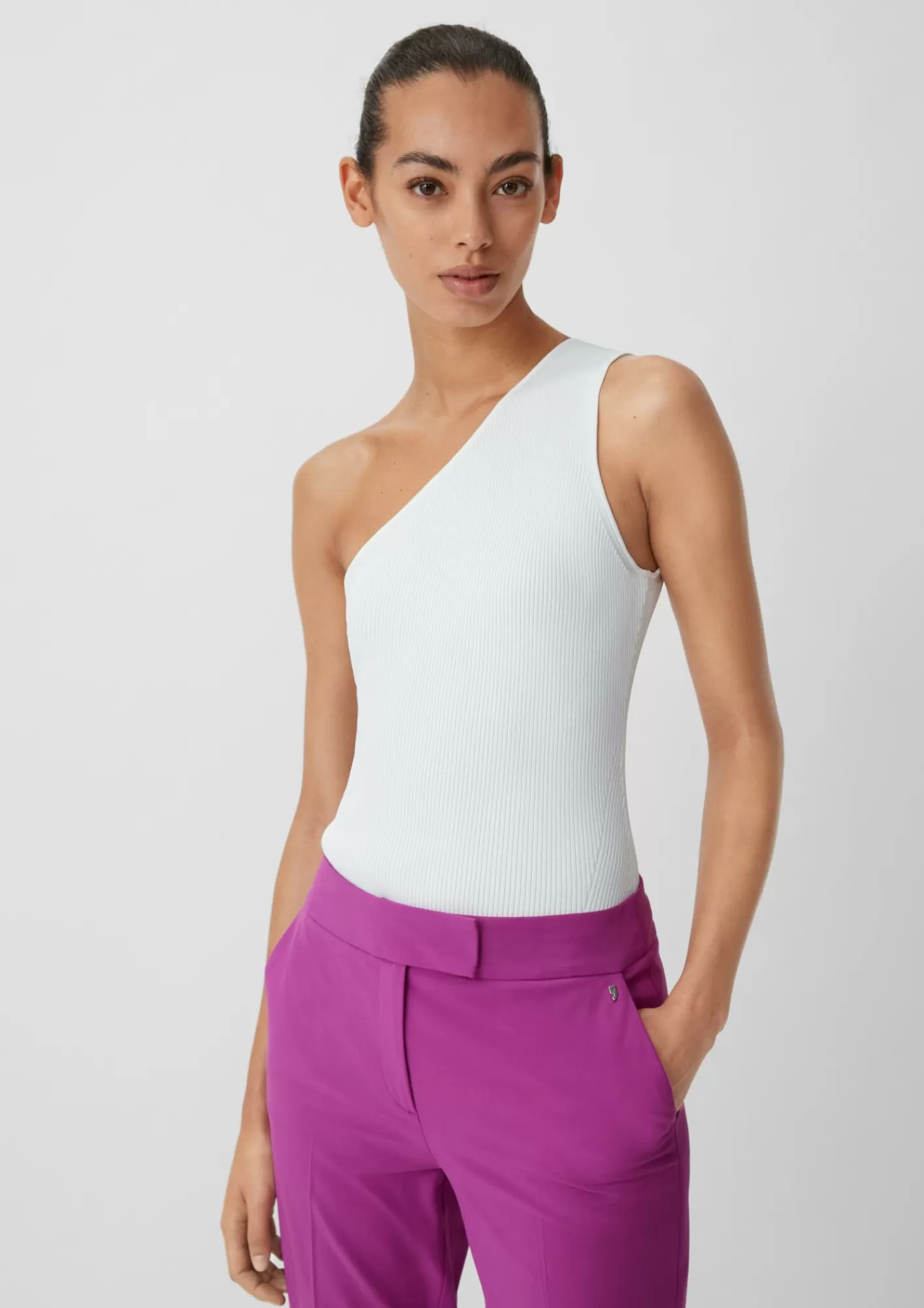 Hot Comma One-Shoulder-Top Aus Viskosemix