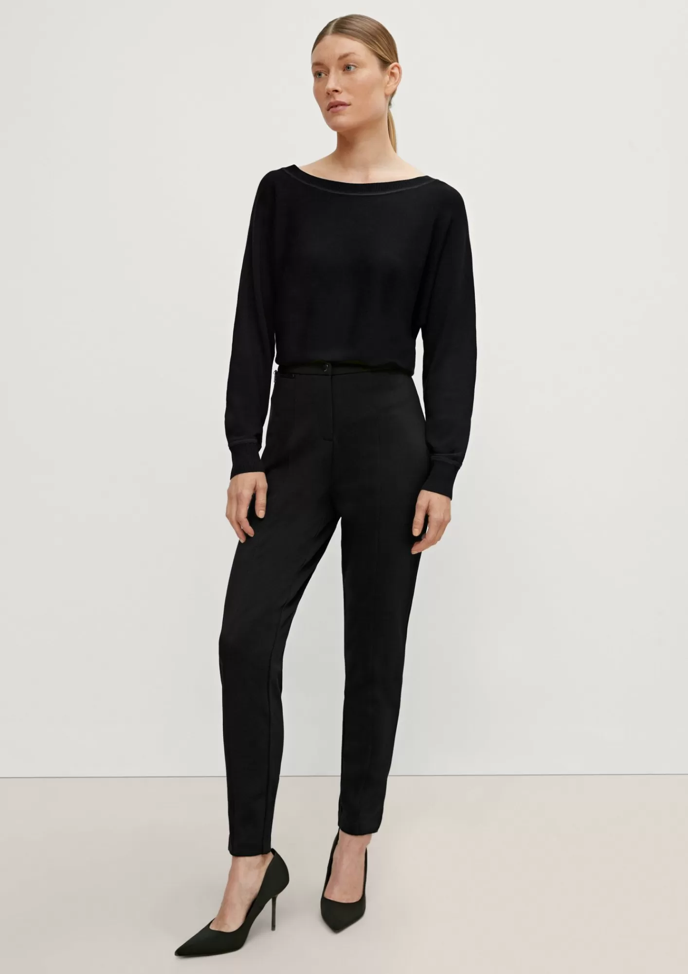 Store Comma Pullover Mit U-Boot-Ausschnitt