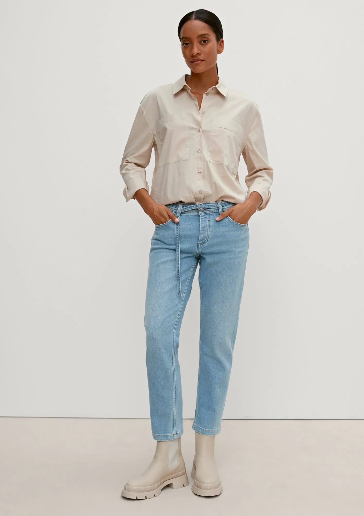 Clearance Comma Regular: Boyfriend-Jeans Mit Gurtel