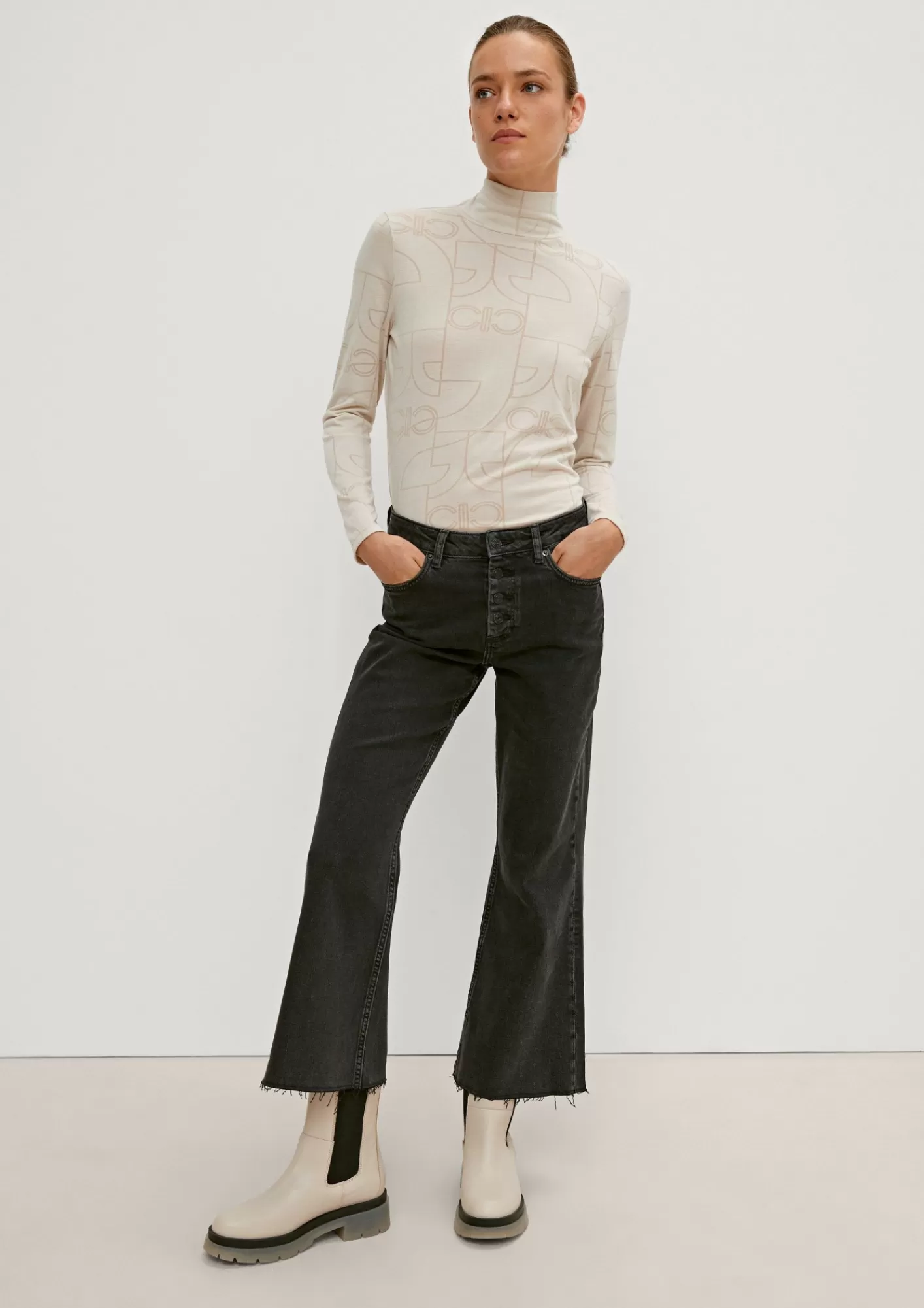 Fashion Comma Regular: Jeans Mit Flared Leg