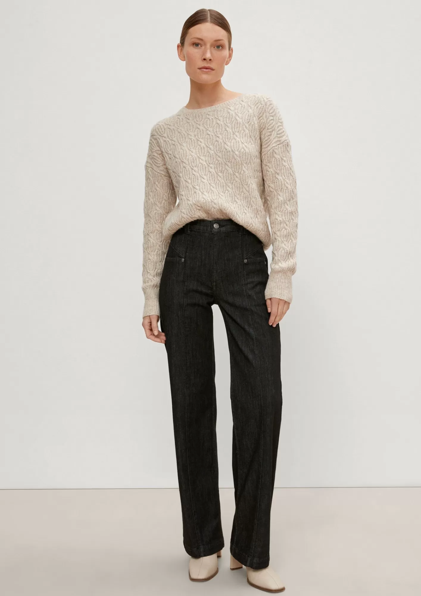Store Comma Regular: Jeans Mit Flared Leg