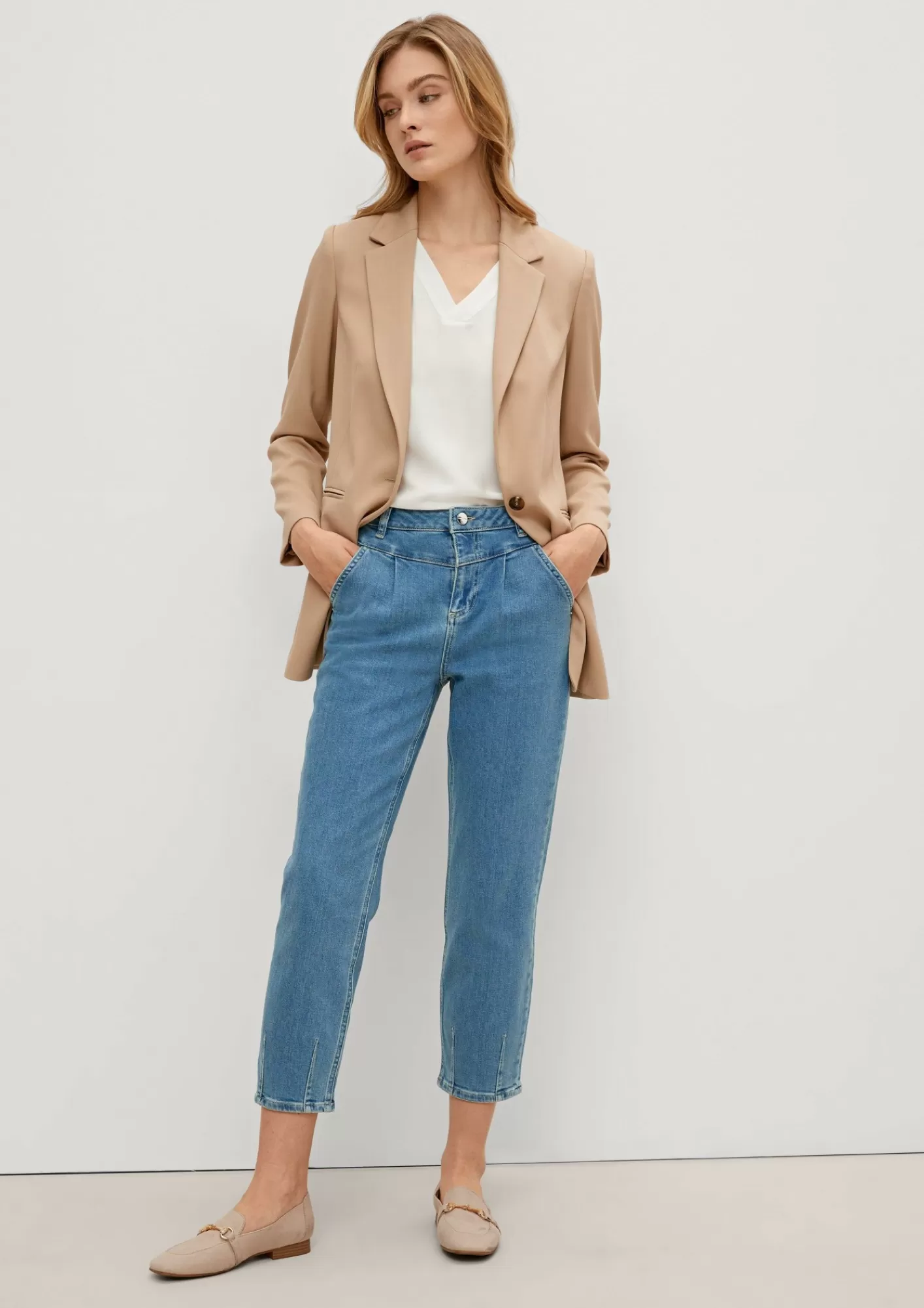 Cheap Comma Regular: Jeans Mit Sattelbund