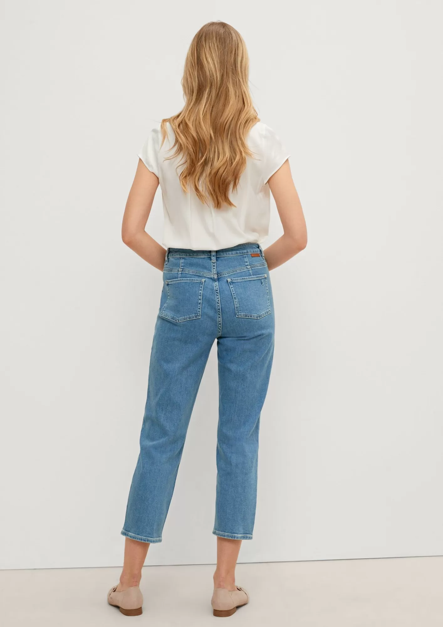 Cheap Comma Regular: Jeans Mit Sattelbund