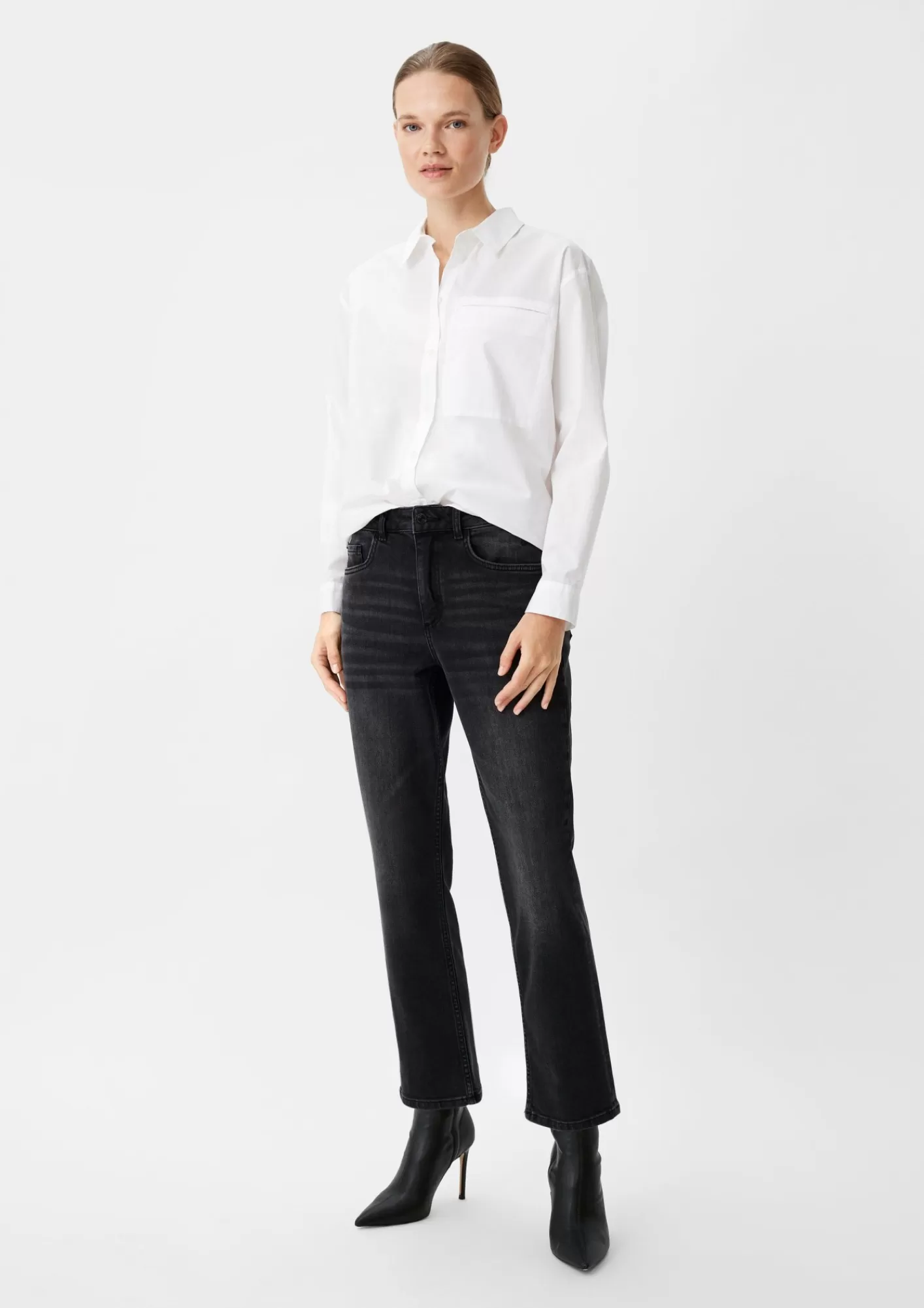Cheap Comma Regular: Jeans Mit Straight Leg