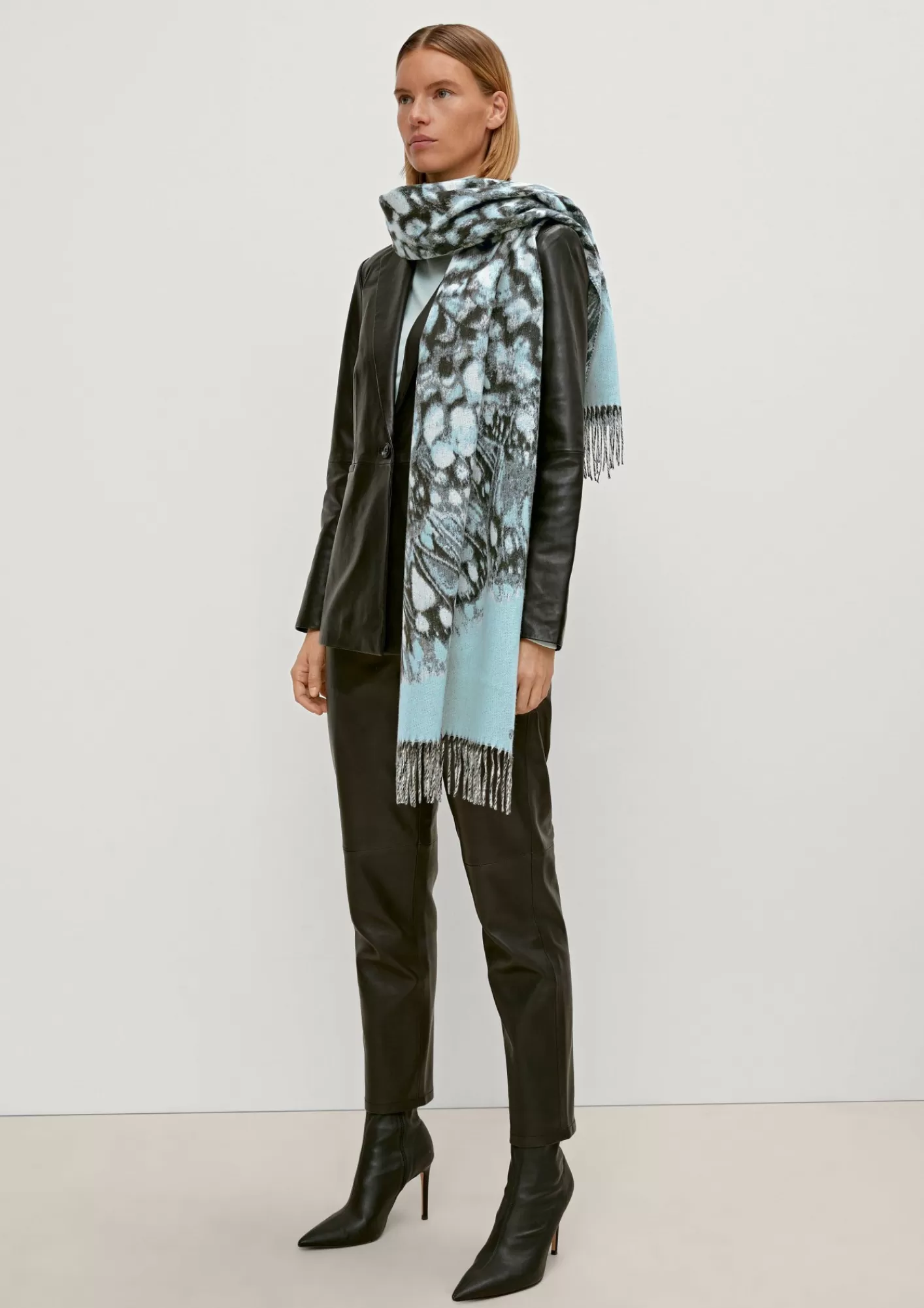Fashion Comma Schal Mit Fransen