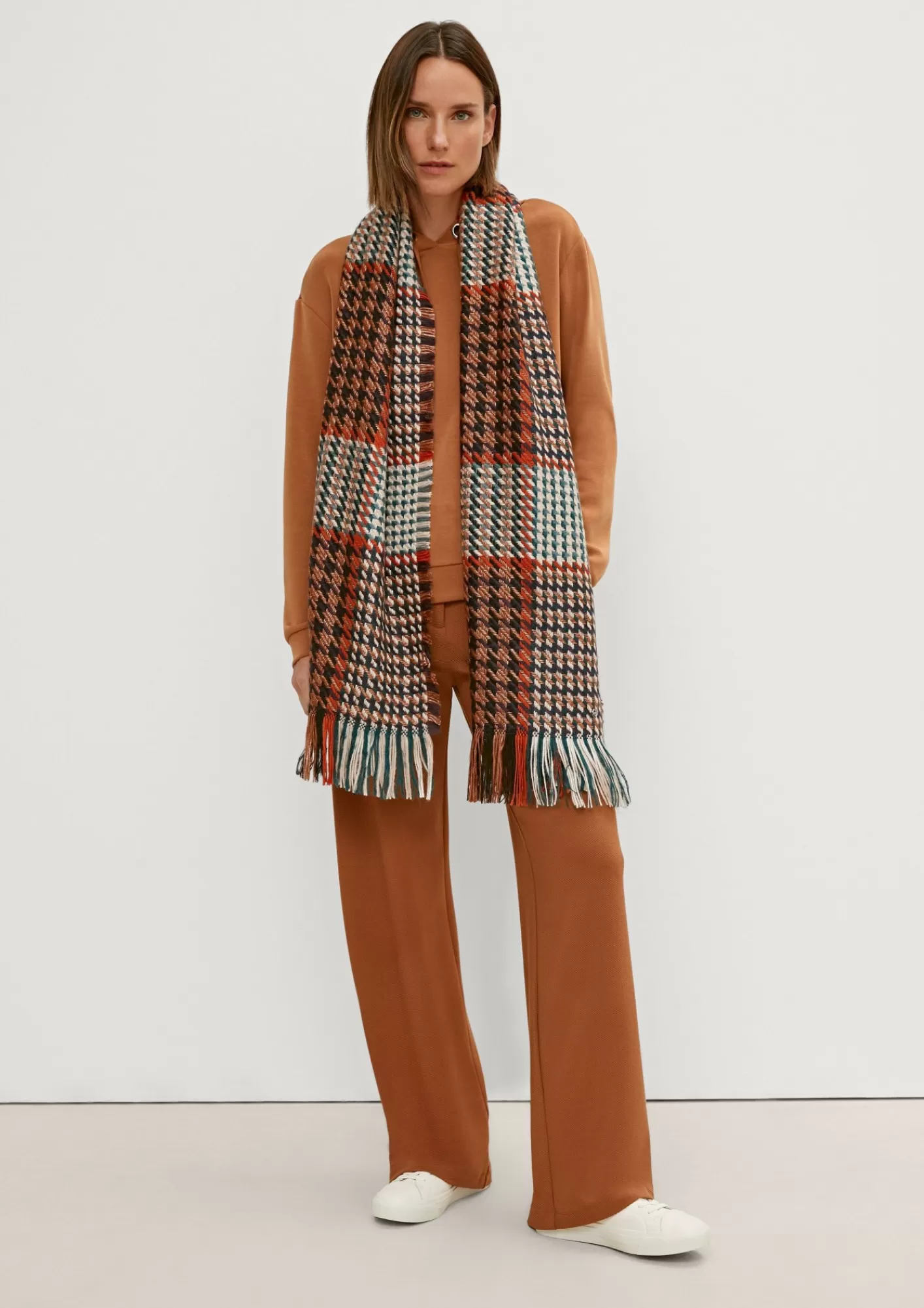 Outlet Comma Schal Mit Herringbone-Muster