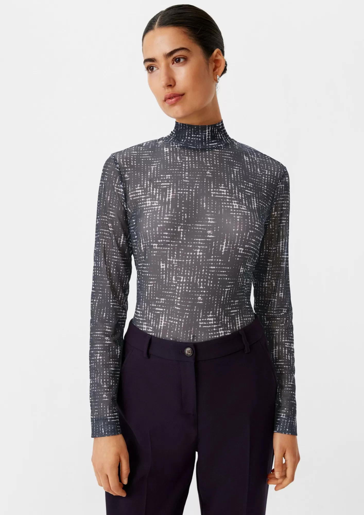 Hot Comma Semitransparentes Longsleeve Aus Mesh