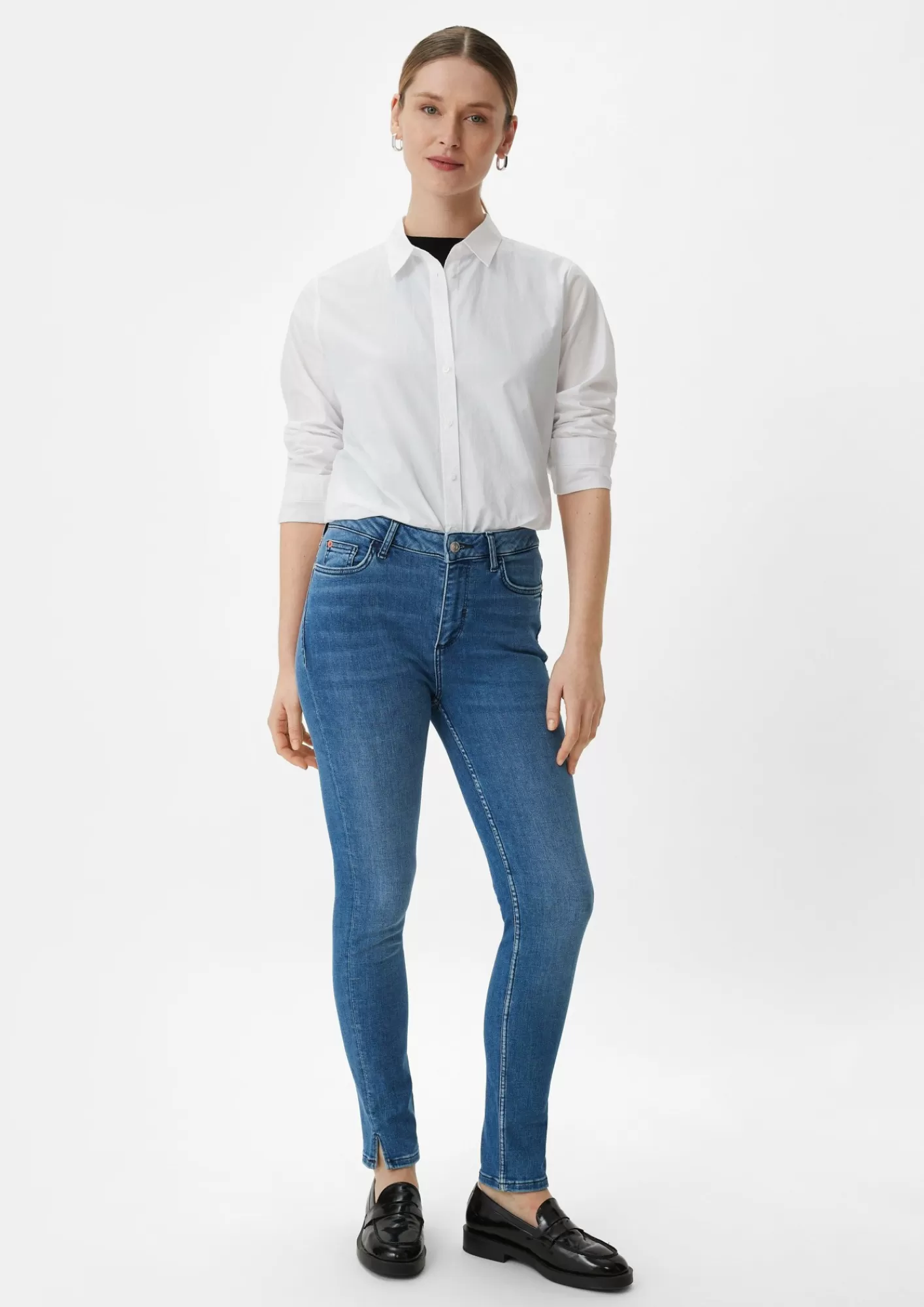 Shop Comma Skinny-Jeans Mit Geschlitztem Saum