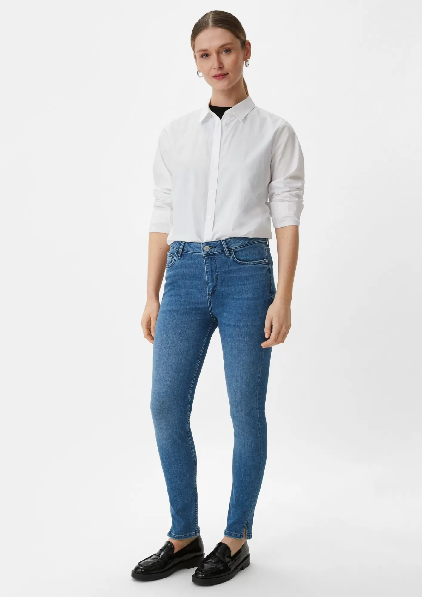Shop Comma Skinny-Jeans Mit Geschlitztem Saum