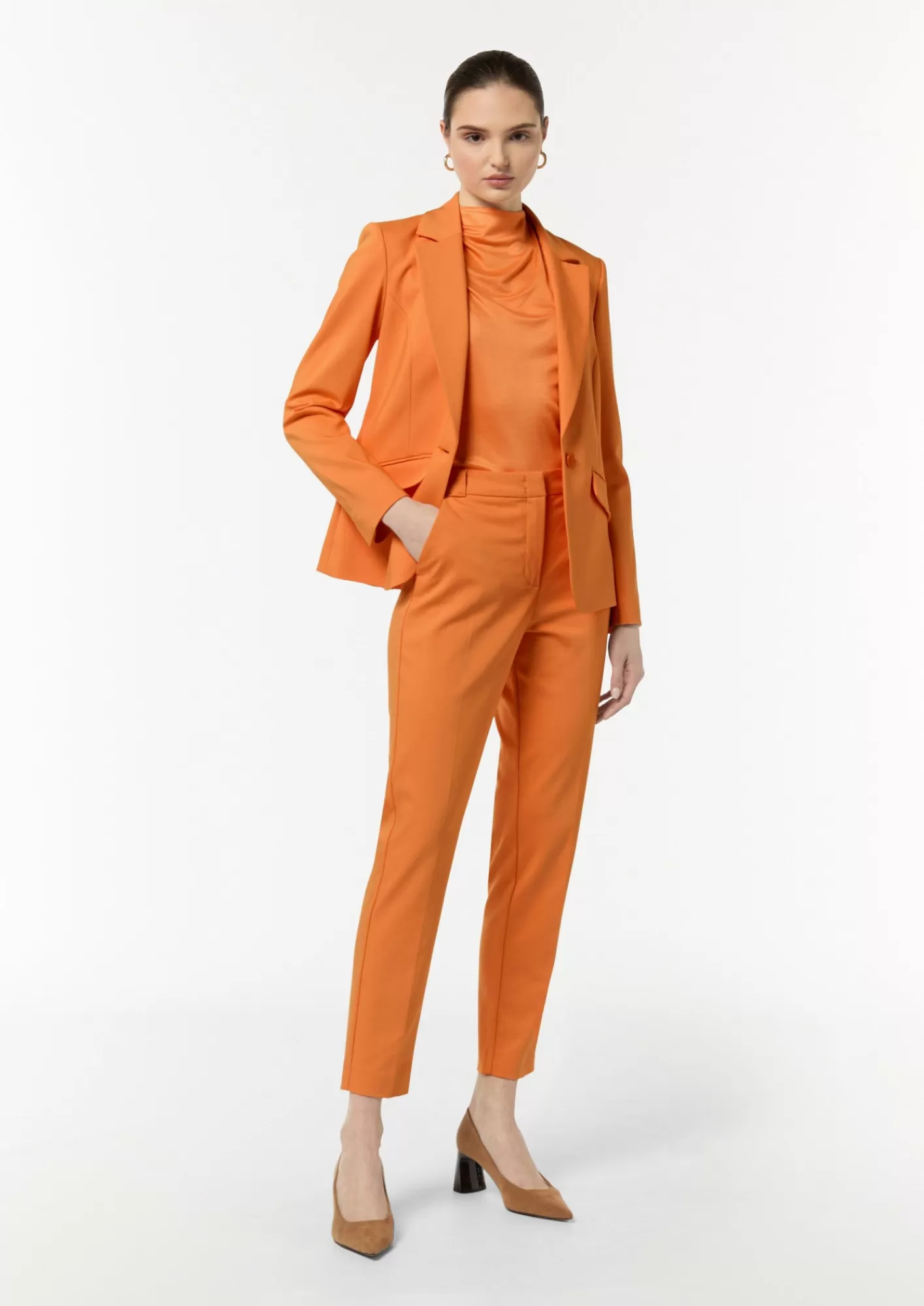 Hot Comma Slim: Hose Mit Bugelfalten