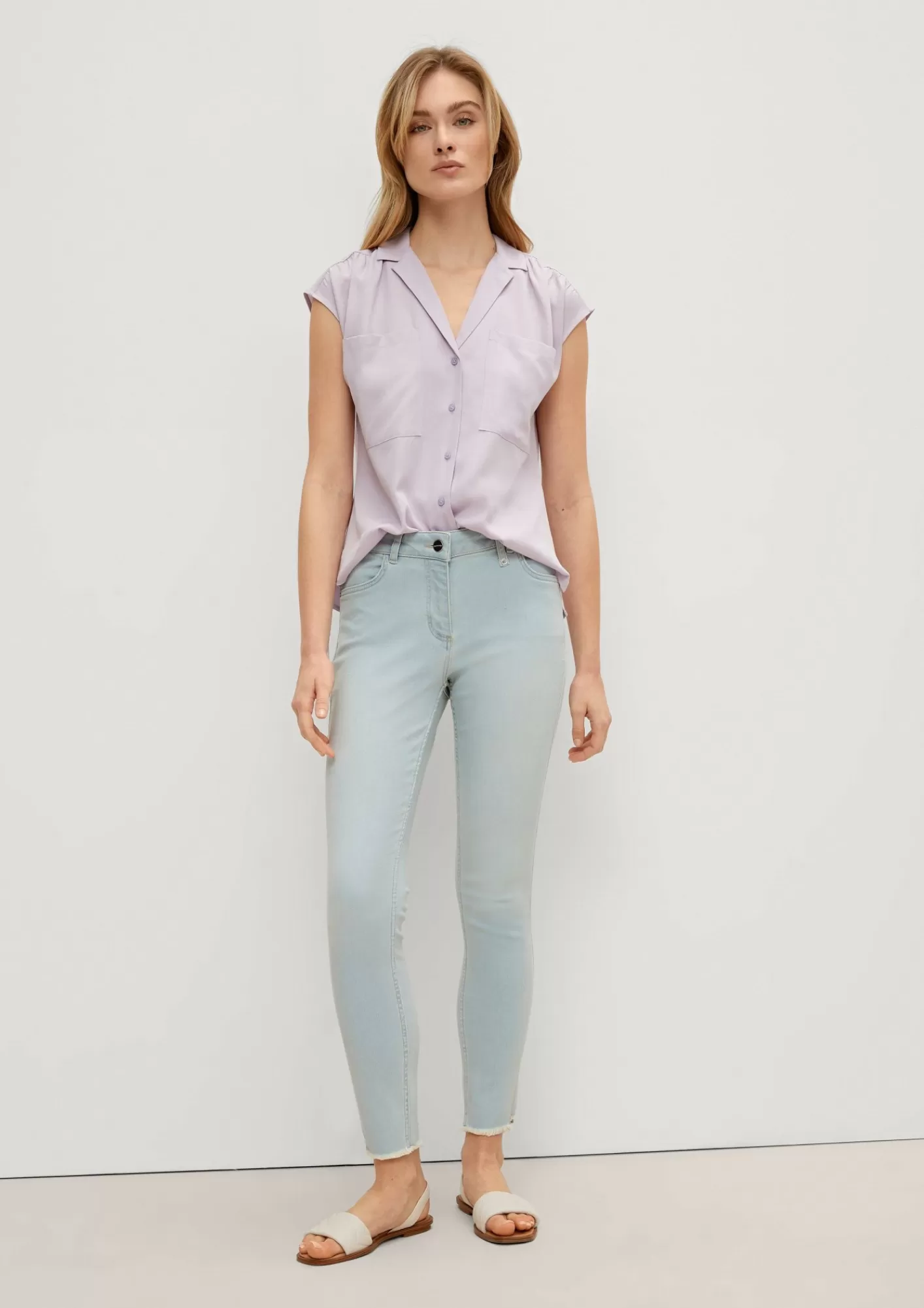 Shop Comma Slim: Jeans Mit Dezenter Waschung