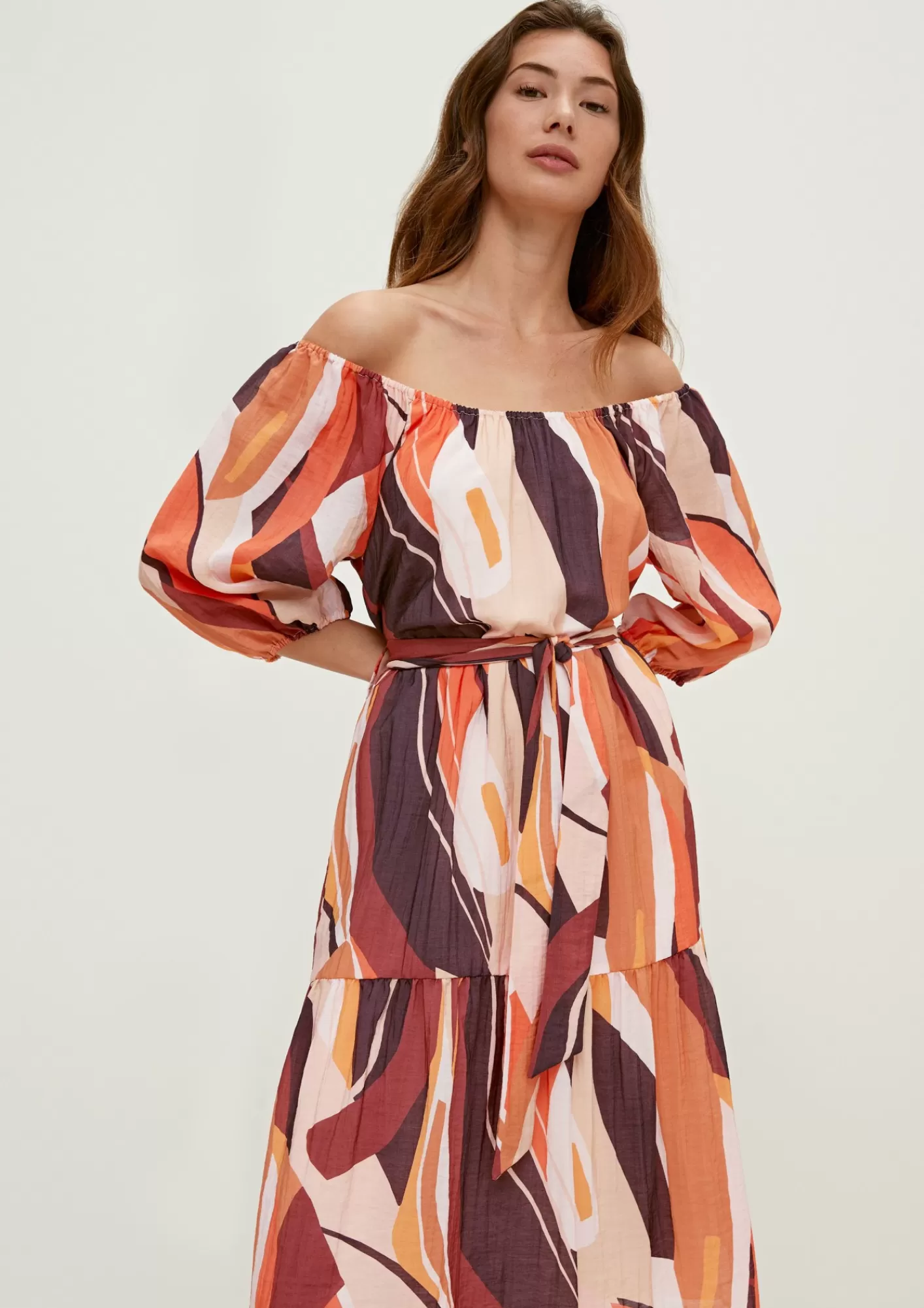 Store Comma Stufenkleid Mit Allover-Muster