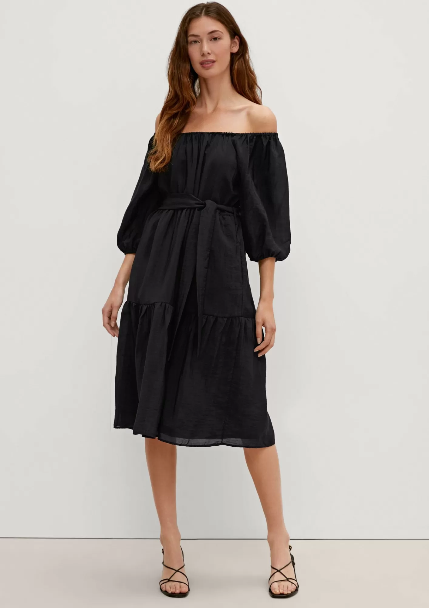 Online Comma Stufenkleid Mit Allover-Muster