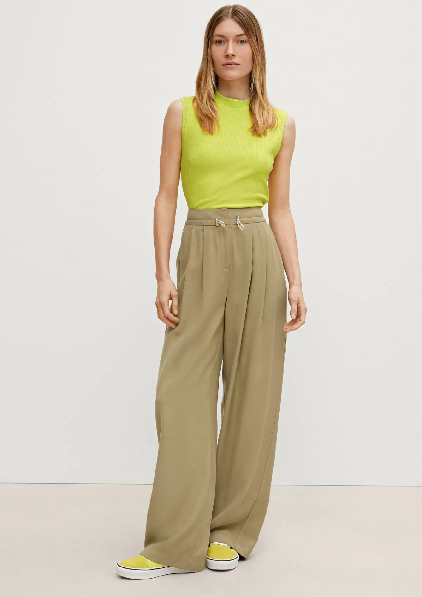 Best Sale Comma Top Mit Rippstruktur