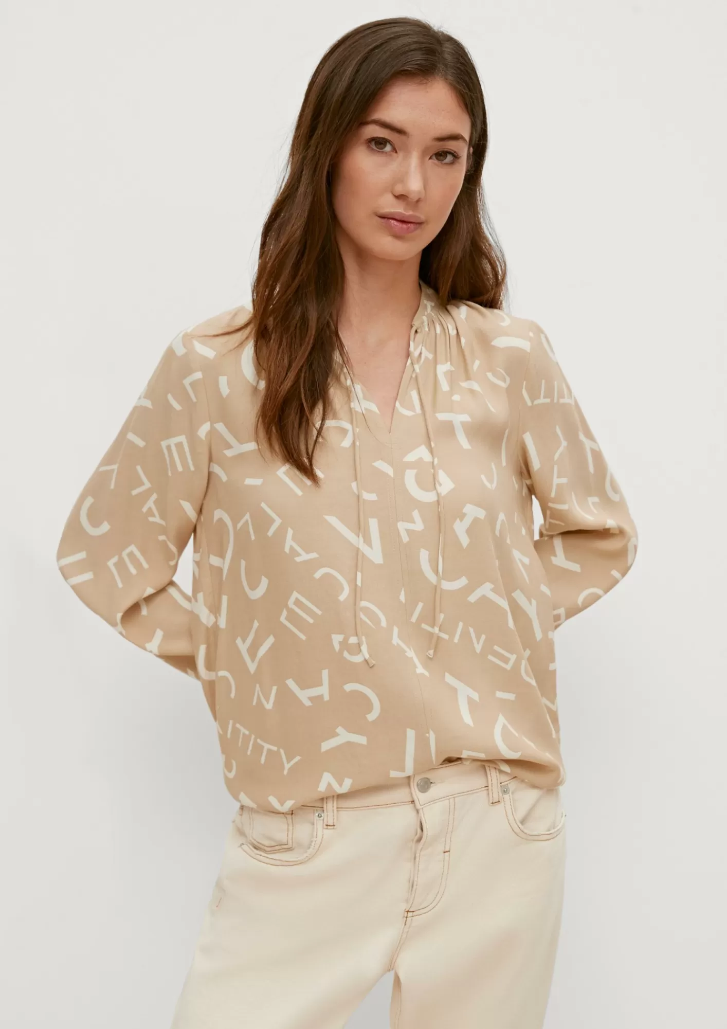 Hot Comma Viskosebluse Mit Allover-Muster