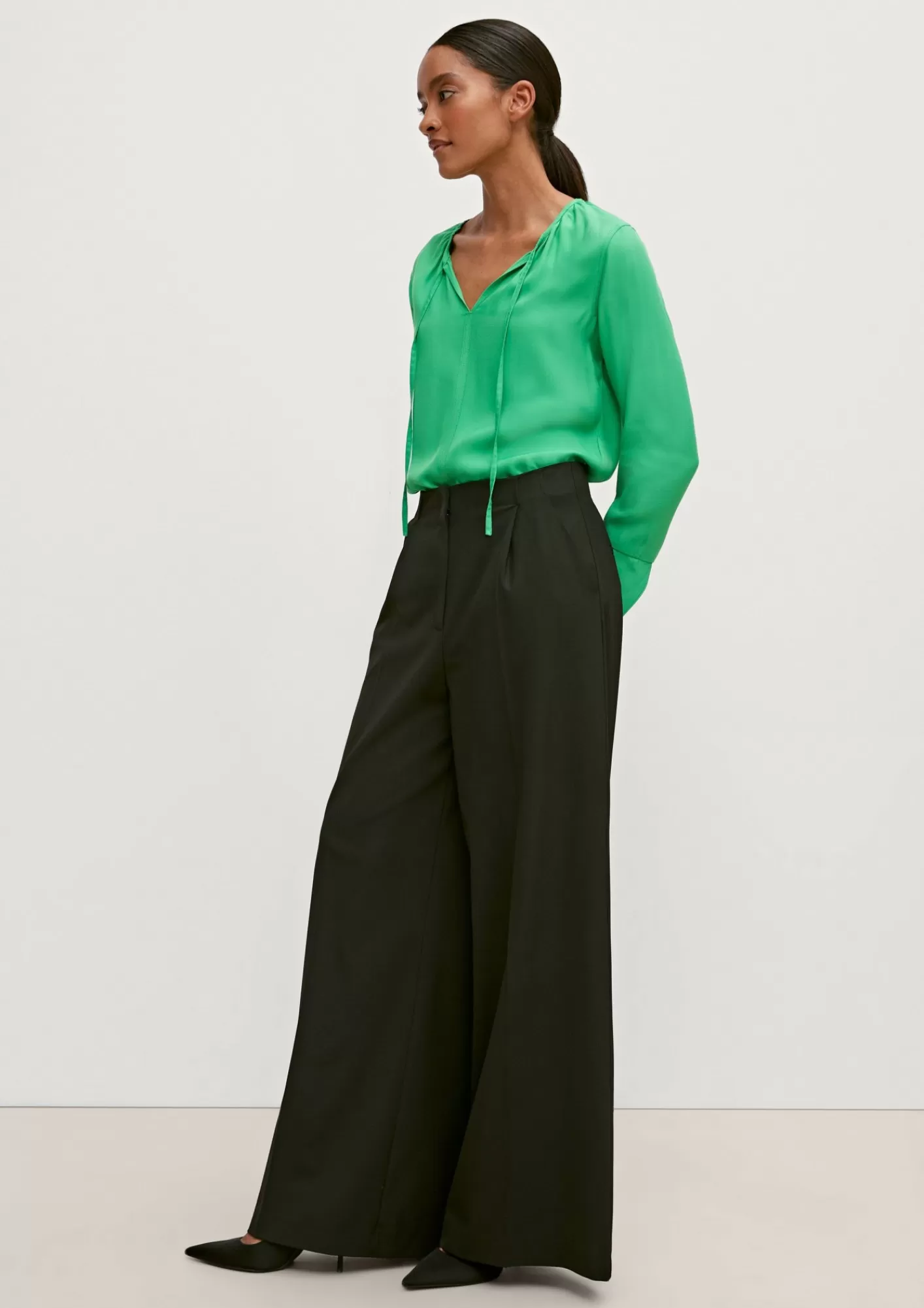 Cheap Comma Viskosebluse Mit Tunika-Ausschnitt