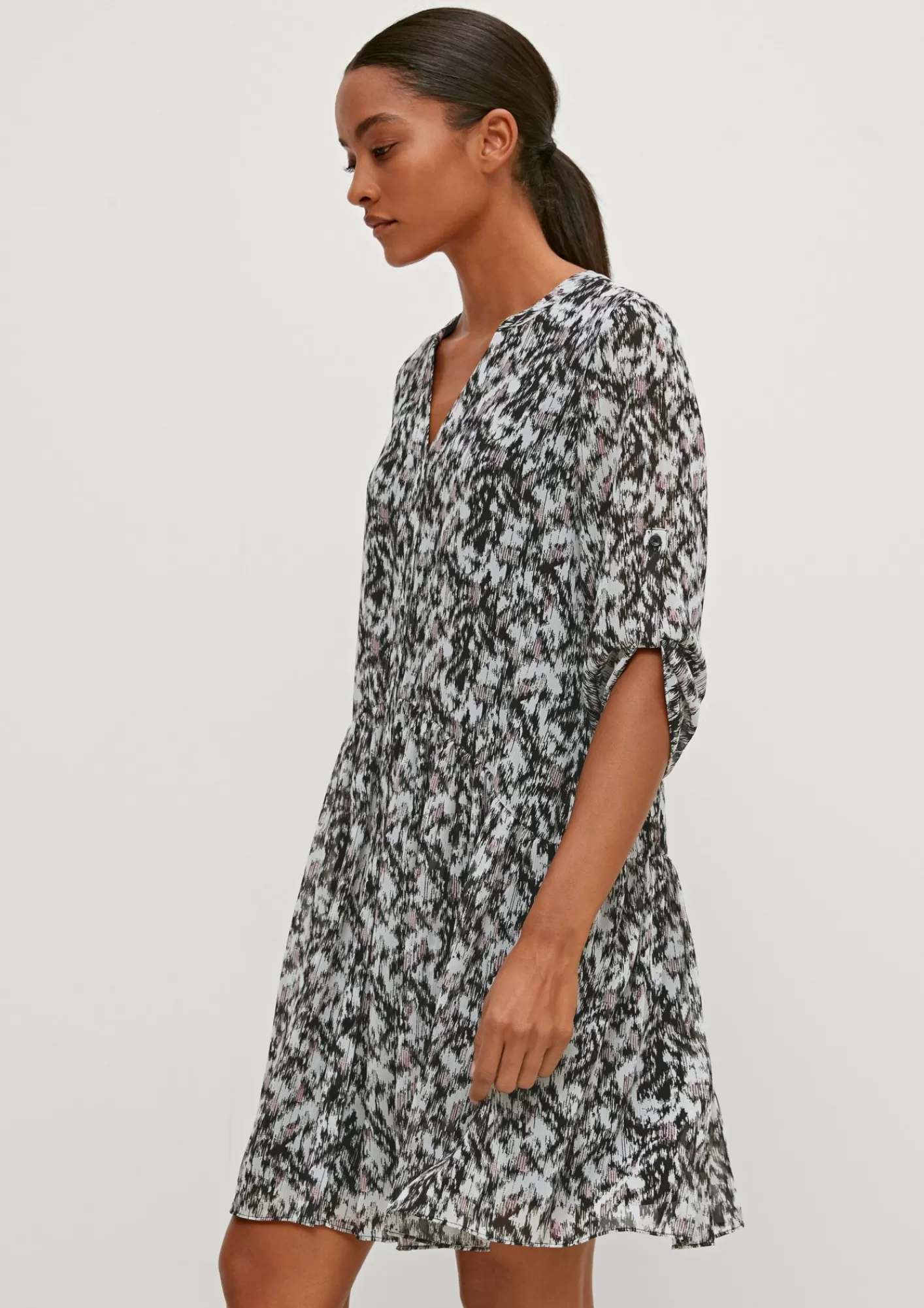 Discount Comma Zartes Kleid Mit Knopfleiste