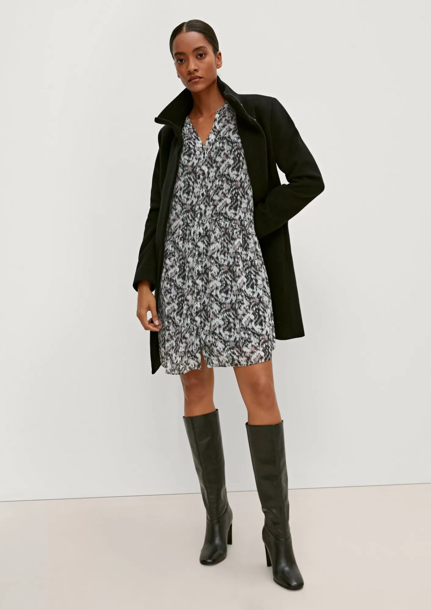 Discount Comma Zartes Kleid Mit Knopfleiste